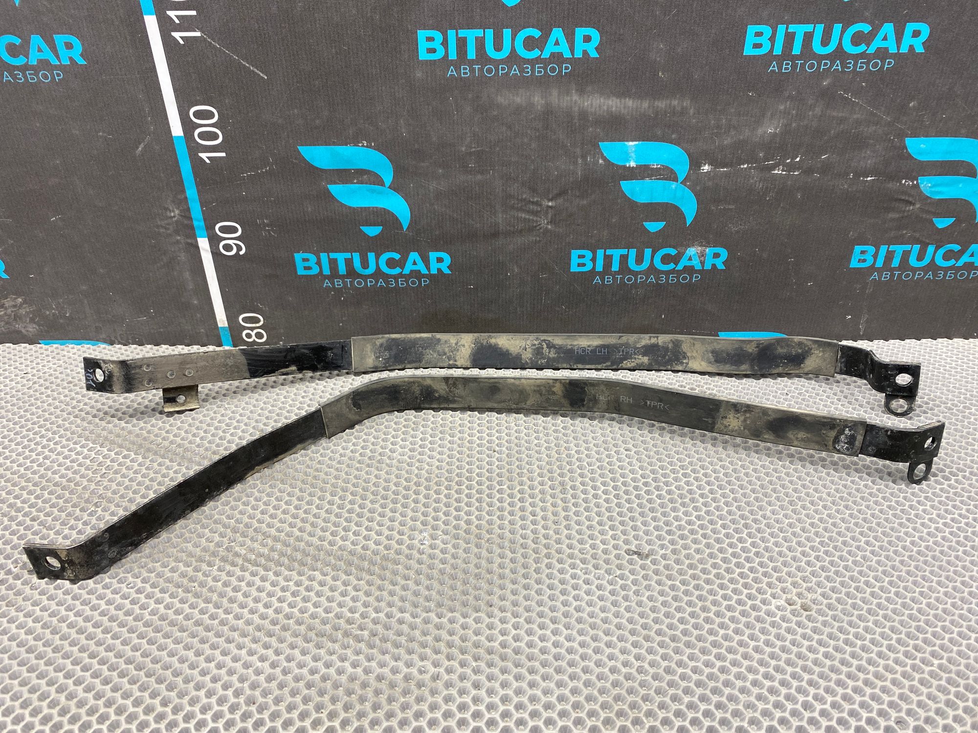 https://ycs.partsauto.market/partsauto-images/thmbs/userImages/c8f07ba63eb5b2f0f6006ea854bf8f7d/part/3bdbacaa-6eae-42d8-bba7-994923376066_1776957314408.jpg