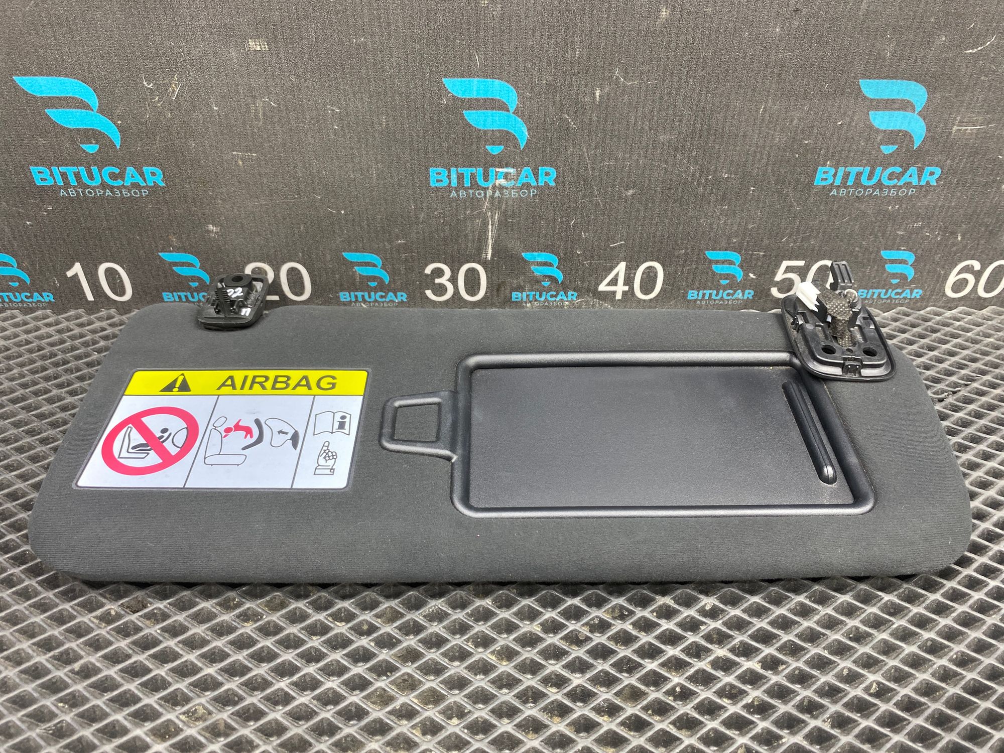 https://ycs.partsauto.market/partsauto-images/thmbs/userImages/c8f07ba63eb5b2f0f6006ea854bf8f7d/part/3cc10a31-44c7-47d2-9793-80d25c5d35fa_1777792729009.jpg