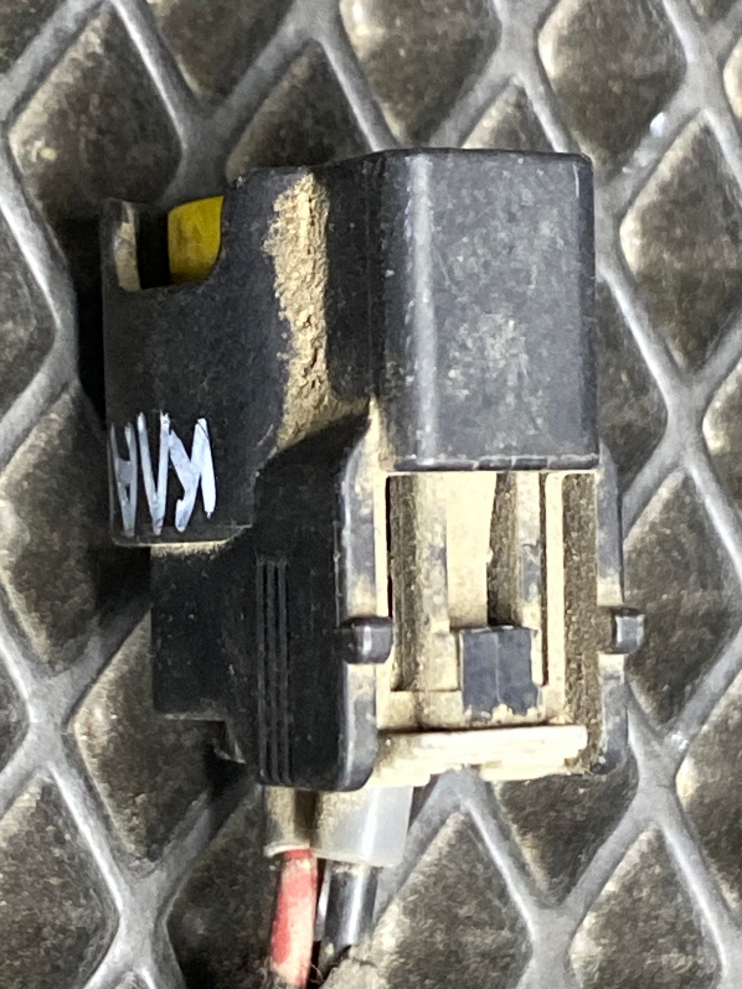 https://ycs.partsauto.market/partsauto-images/thmbs/userImages/c8f07ba63eb5b2f0f6006ea854bf8f7d/part/3d1da547-f713-442f-ac6a-480ef9f12573_1775742667323.jpg