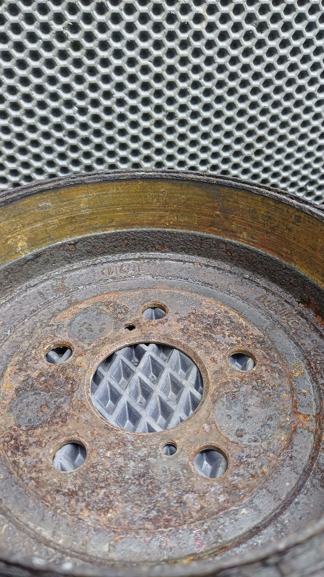 Б/У Барабан тормозной  задний Toyota CARINA E 6 дорест. 1992—1996 1994 Зеленый, 990 рублей, Краснодар