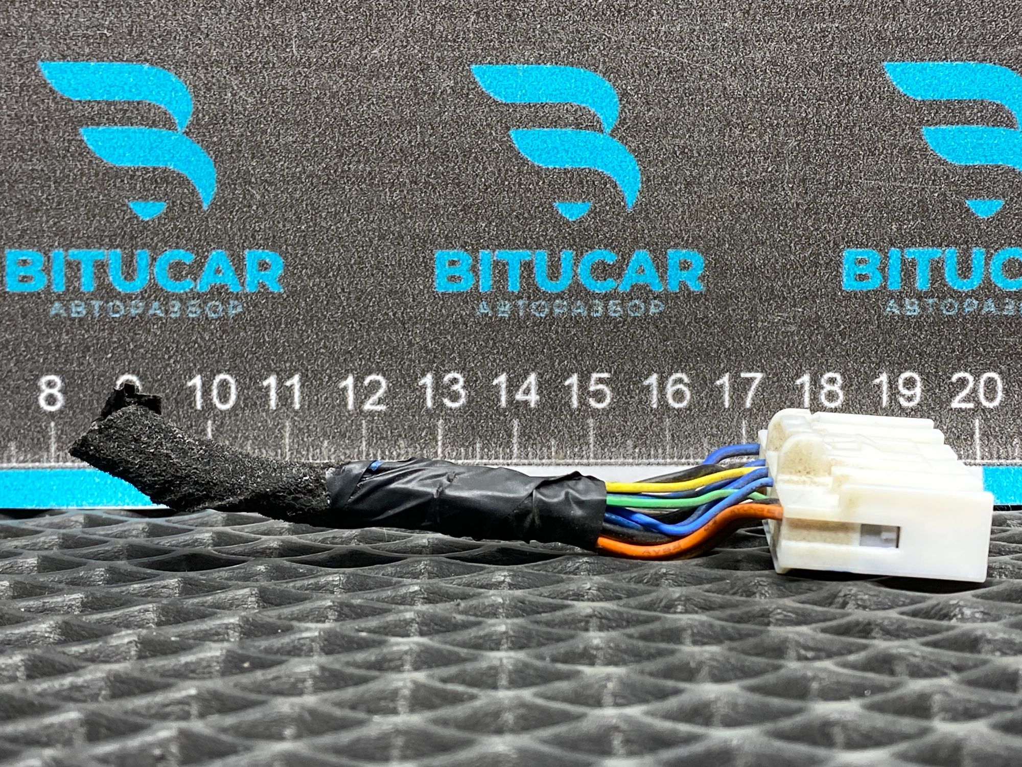 https://ycs.partsauto.market/partsauto-images/thmbs/userImages/c8f07ba63eb5b2f0f6006ea854bf8f7d/part/3e47158a-f52a-4fa5-a4b8-0182bc827001_1777710123198.jpg