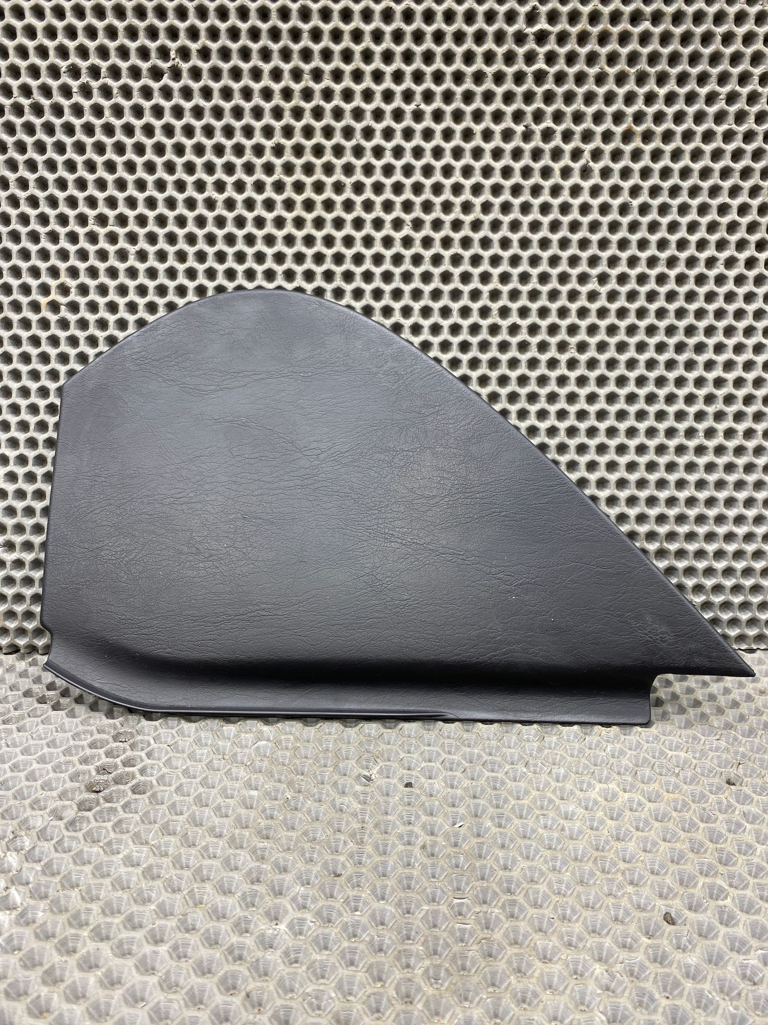 Б/У Накладка торпедо левая Toyota CARINA E 6 дорест. 1992—1996 1994 Зеленый, 499 рублей, Краснодар