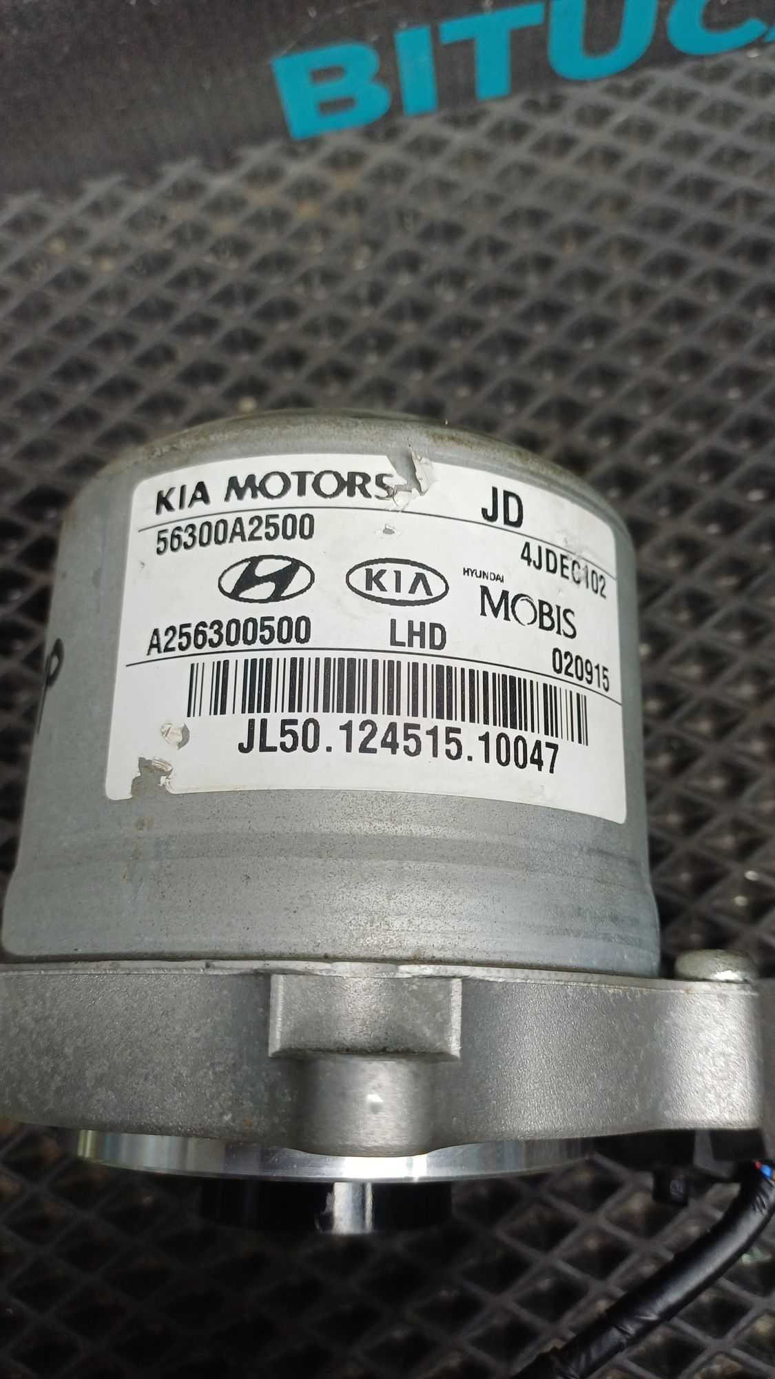 https://ycs.partsauto.market/partsauto-images/thmbs/userImages/c8f07ba63eb5b2f0f6006ea854bf8f7d/part/3ee02e9f-04c1-4557-9d09-15765708cc39_1777282677254.jpg