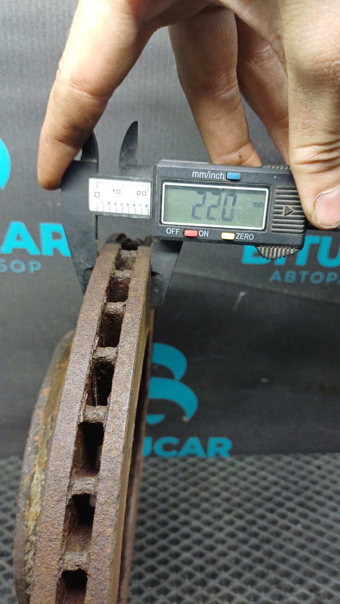 https://ycs.partsauto.market/partsauto-images/thmbs/userImages/c8f07ba63eb5b2f0f6006ea854bf8f7d/part/3ee1472b-5778-4dba-817e-0ae6f84d890d_1777105294994.jpg