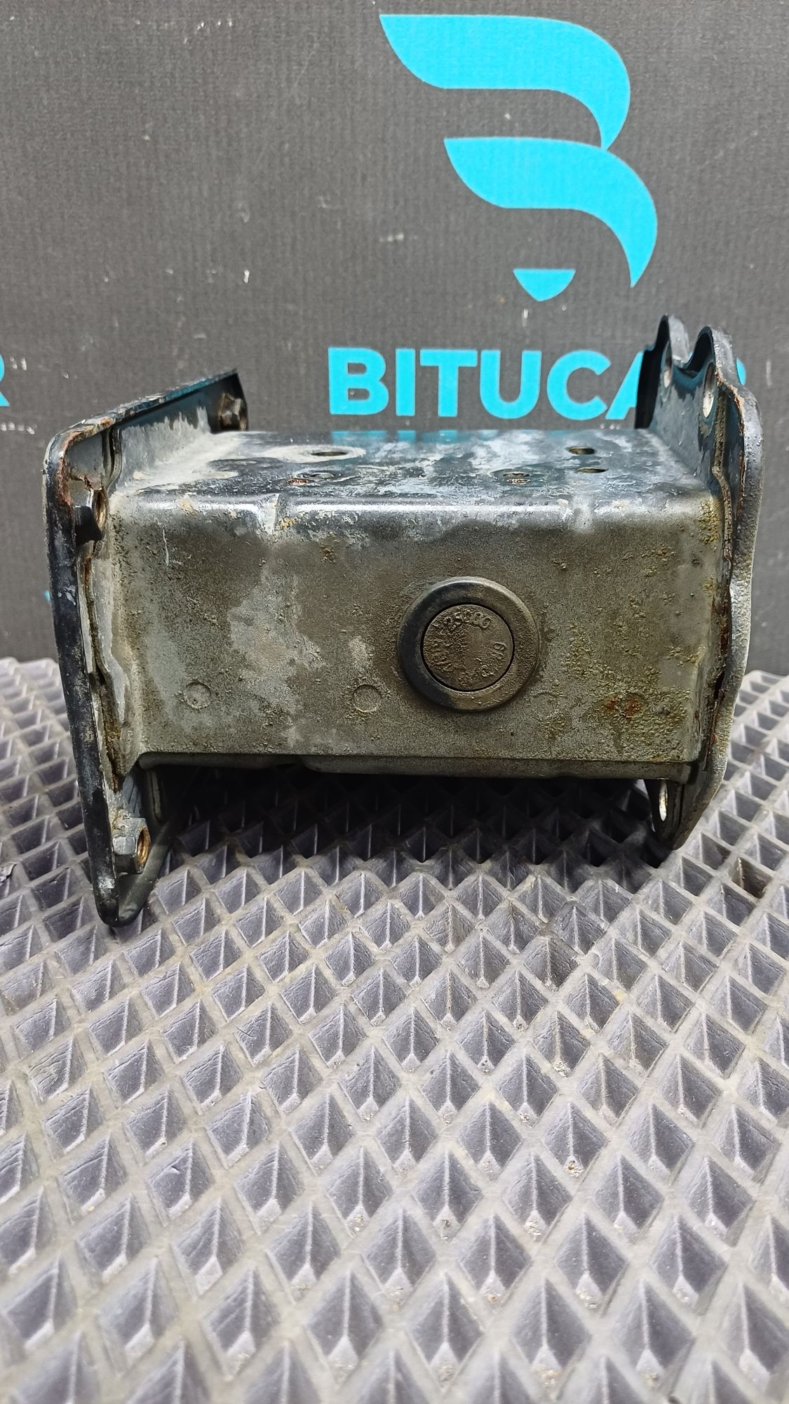 Б/У Кронштейн усилителя переднего бампера левый Kia Ceed 1 ED (G4FC) 1.6L AT 2010 хэтчбек, 1490 рублей, Краснодар