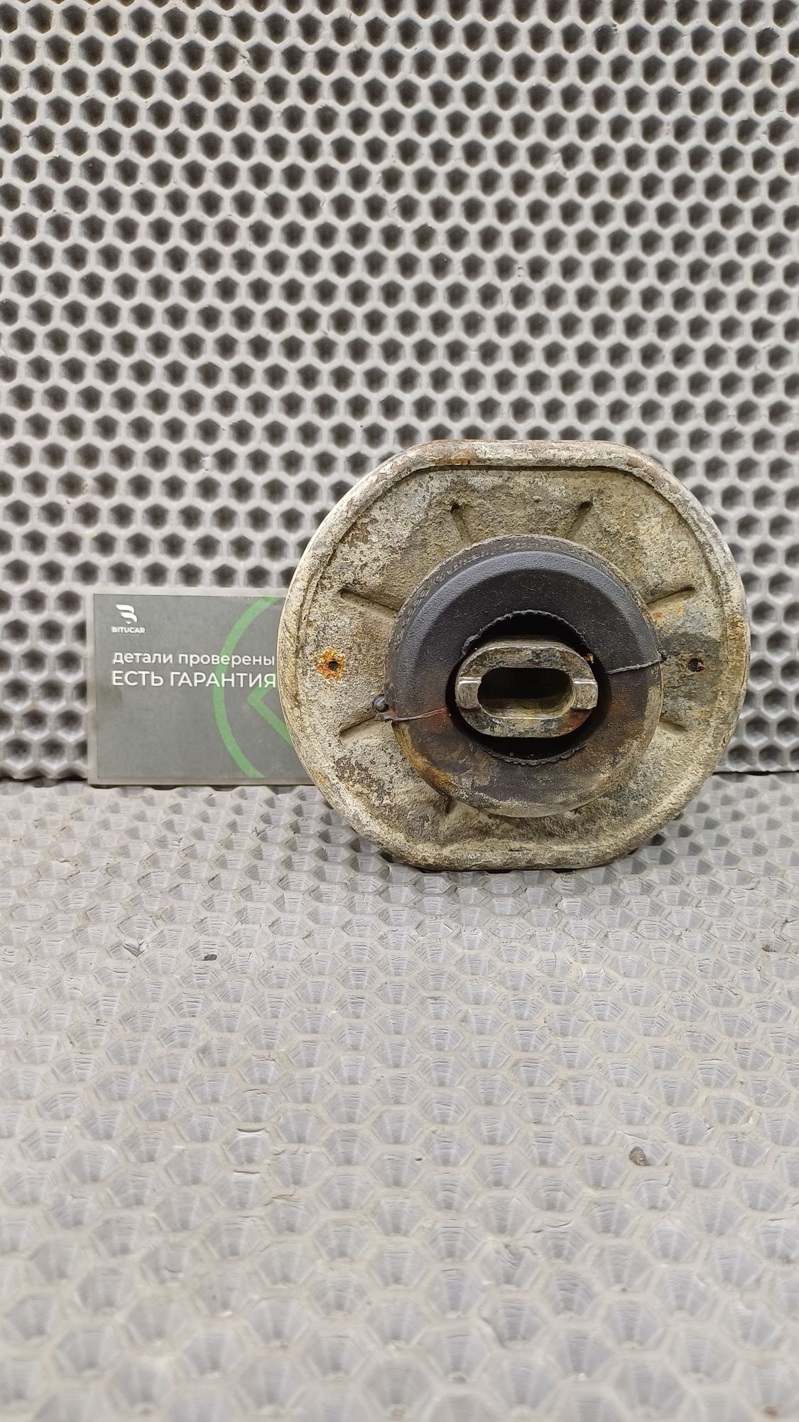 Б/У Подушка двигателя правая Volkswagen Transporter T4 4 дорест. 1990—2003 1993 синий, 1490 рублей, Краснодар