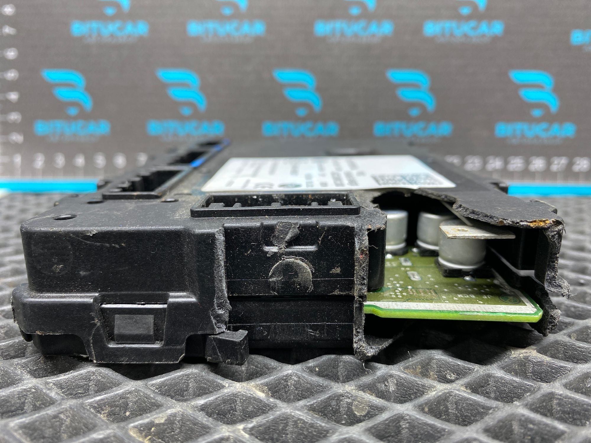 https://ycs.partsauto.market/partsauto-images/thmbs/userImages/c8f07ba63eb5b2f0f6006ea854bf8f7d/part/419d6d5e-c64f-43ef-83b1-a1630633a519_1777709799048.jpg