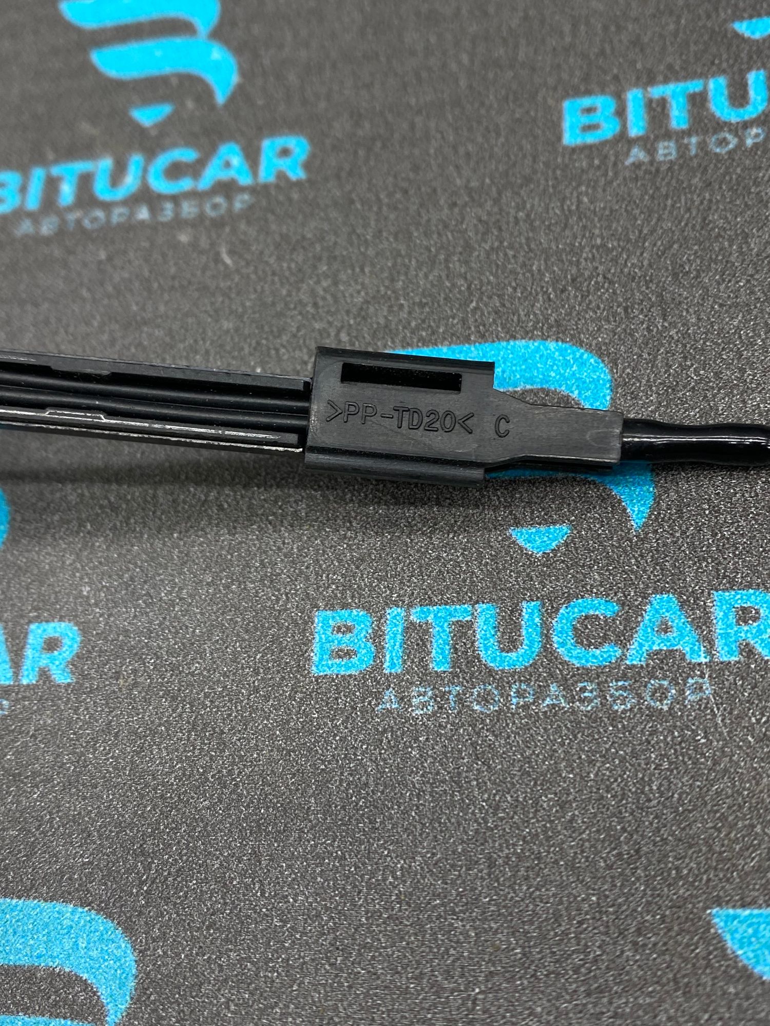https://ycs.partsauto.market/partsauto-images/thmbs/userImages/c8f07ba63eb5b2f0f6006ea854bf8f7d/part/4227bf27-1fde-4e62-a66b-a6316cdaa61d_1770988603811.jpg