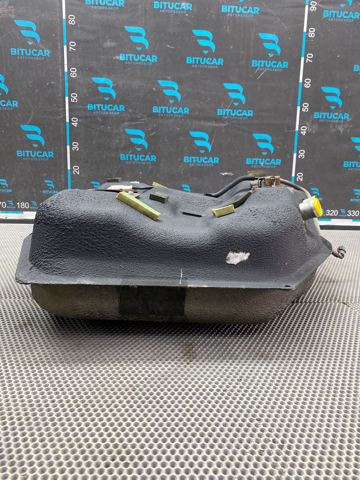https://ycs.partsauto.market/partsauto-images/thmbs/userImages/c8f07ba63eb5b2f0f6006ea854bf8f7d/part/42dc60f5-29c6-4bee-8433-9978c0bdb8a6_1777471197889.jpg