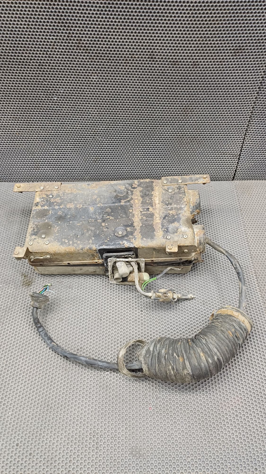 Б/У Автономный отопитель Volkswagen Transporter T4 4 дорест. 1990—2003 1993 синий, 15990 рублей, Краснодар