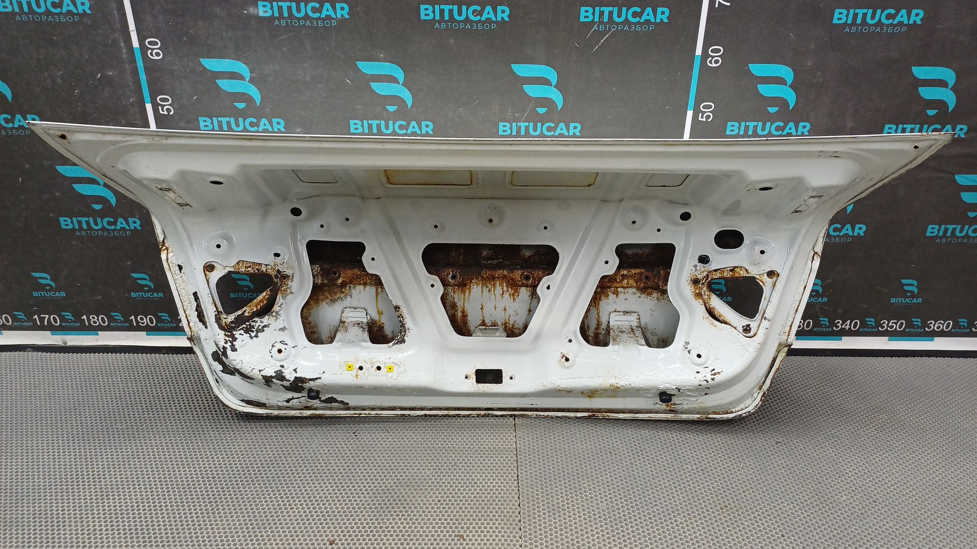 https://ycs.partsauto.market/partsauto-images/thmbs/userImages/c8f07ba63eb5b2f0f6006ea854bf8f7d/part/435caf6c-40cd-4b3a-b324-6f3e1e5c127a_1776841001444.jpg