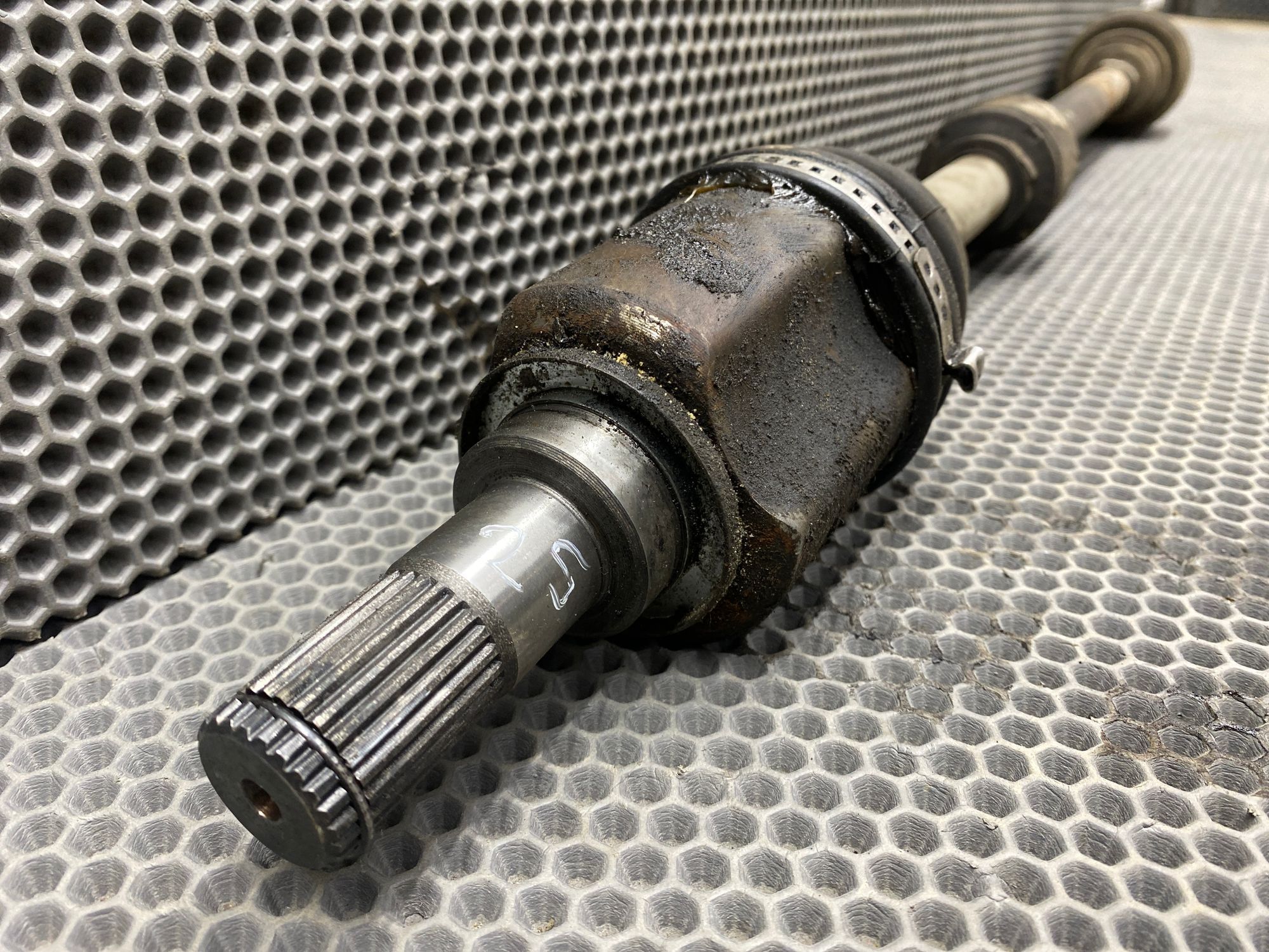 Б/У Привод передний правый Toyota CARINA E 6 дорест. 1992—1996 1994 Зеленый, 5990 рублей, Краснодар