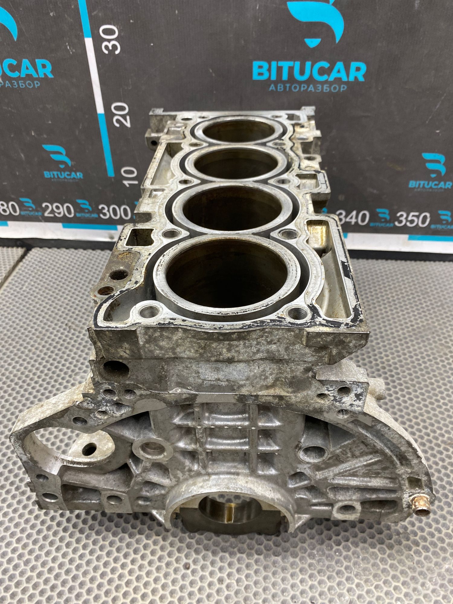 https://ycs.partsauto.market/partsauto-images/thmbs/userImages/c8f07ba63eb5b2f0f6006ea854bf8f7d/part/45975e22-a6ab-41c6-a395-d52c763552b9_1777277764163.jpg