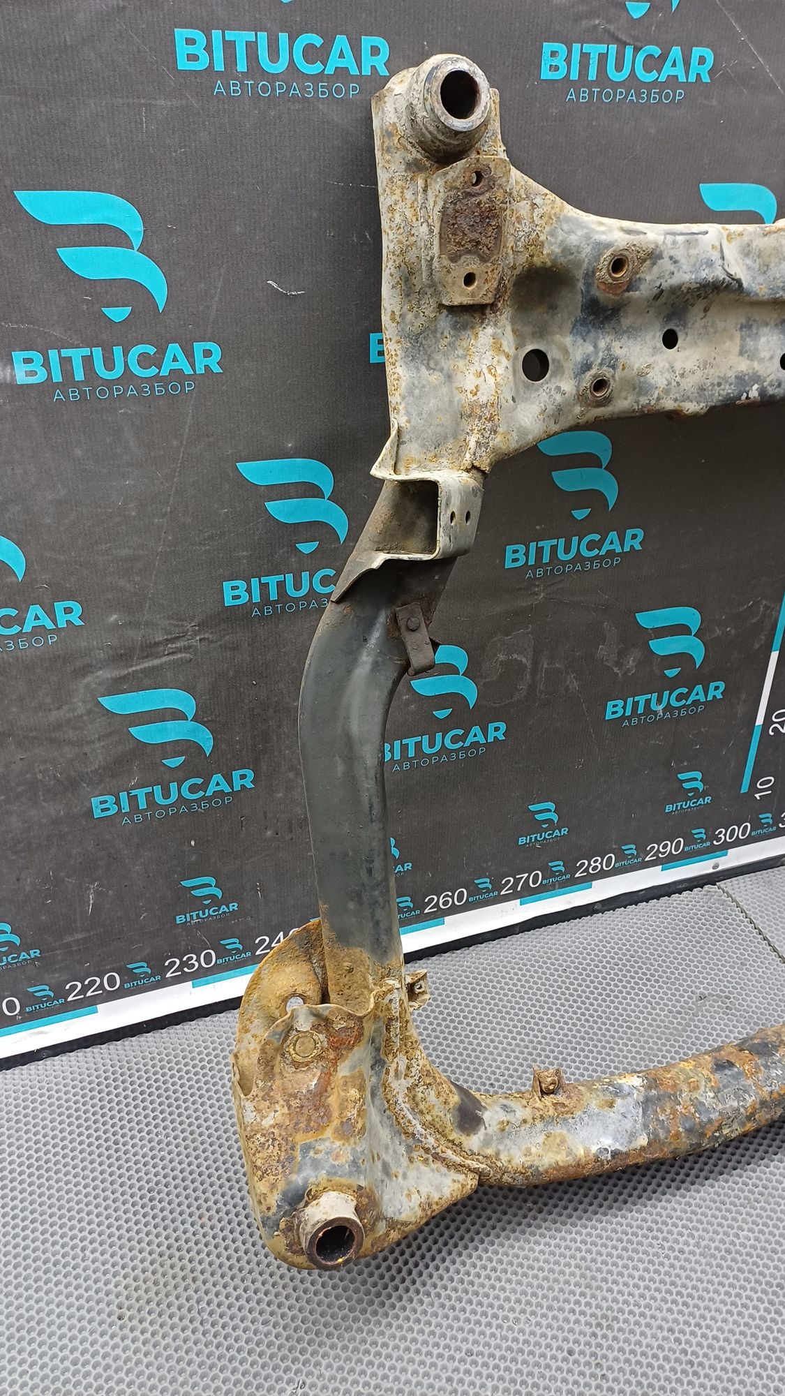 https://ycs.partsauto.market/partsauto-images/thmbs/userImages/c8f07ba63eb5b2f0f6006ea854bf8f7d/part/463c2d1a-b824-4d96-aa05-99196349cccd_1774938320552.jpg