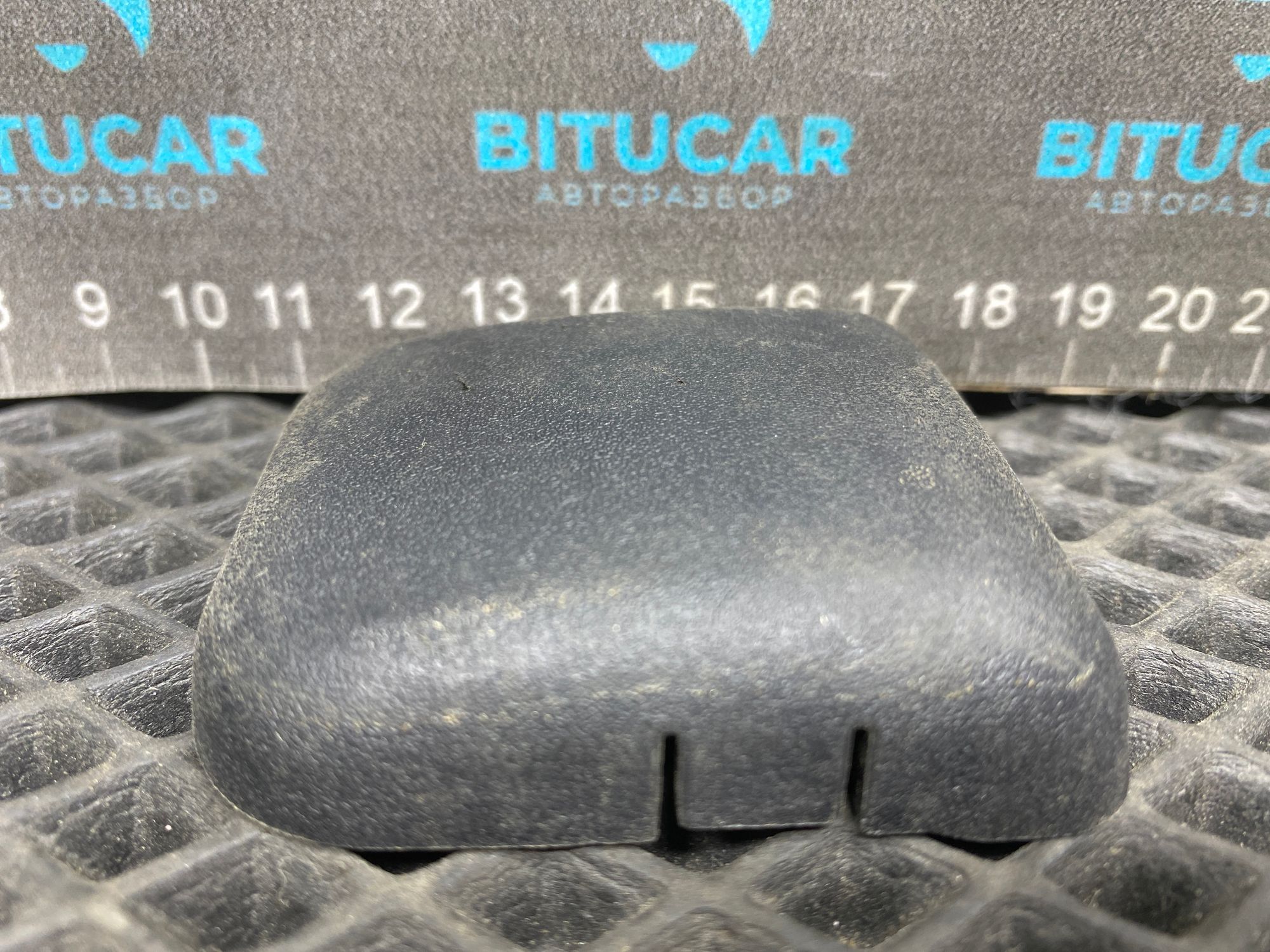 https://ycs.partsauto.market/partsauto-images/thmbs/userImages/c8f07ba63eb5b2f0f6006ea854bf8f7d/part/46b6f0d5-e69d-4831-a1e8-ddeefd94f6d1_1777464040463.jpg