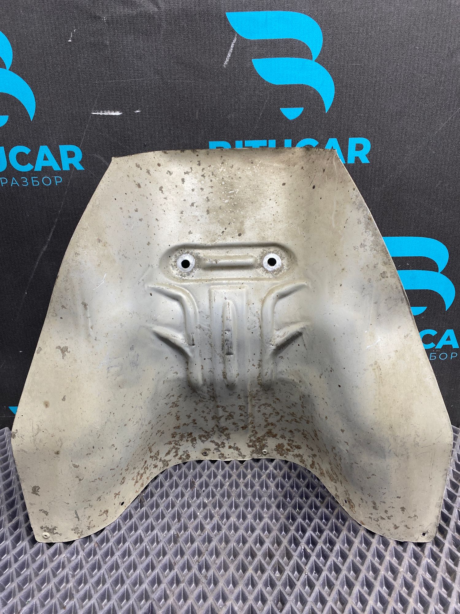 Б/У Экран тепловой глушителя Kia Ceed 1 ED (G4FC) 1.6L AT 2010 хэтчбек, 690 рублей, Краснодар