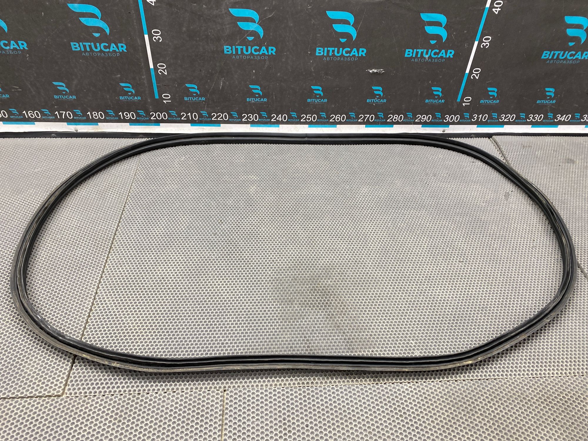 https://ycs.partsauto.market/partsauto-images/thmbs/userImages/c8f07ba63eb5b2f0f6006ea854bf8f7d/part/46d9b6dc-f3bb-4e5b-8f4e-4206b548515f_1777616953411.jpg
