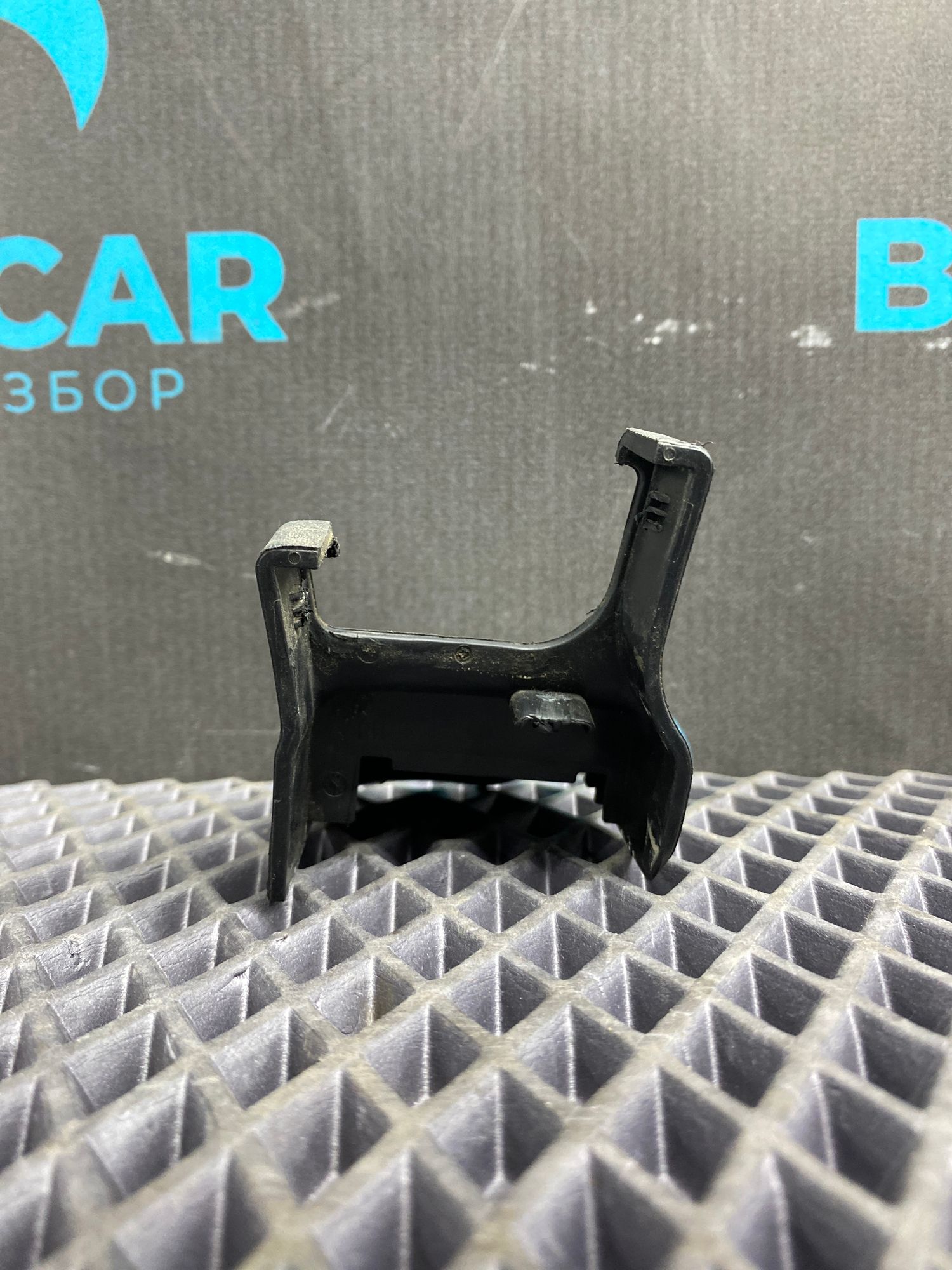https://ycs.partsauto.market/partsauto-images/thmbs/userImages/c8f07ba63eb5b2f0f6006ea854bf8f7d/part/473dd913-0cf3-4719-ae5e-bc323e9d4c18_1773997160836.jpg