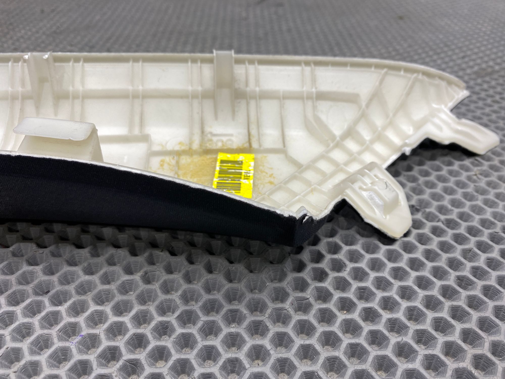 https://ycs.partsauto.market/partsauto-images/thmbs/userImages/c8f07ba63eb5b2f0f6006ea854bf8f7d/part/4817e38f-f821-49bc-a45e-ee4920e80bd2_1777794354165.jpg