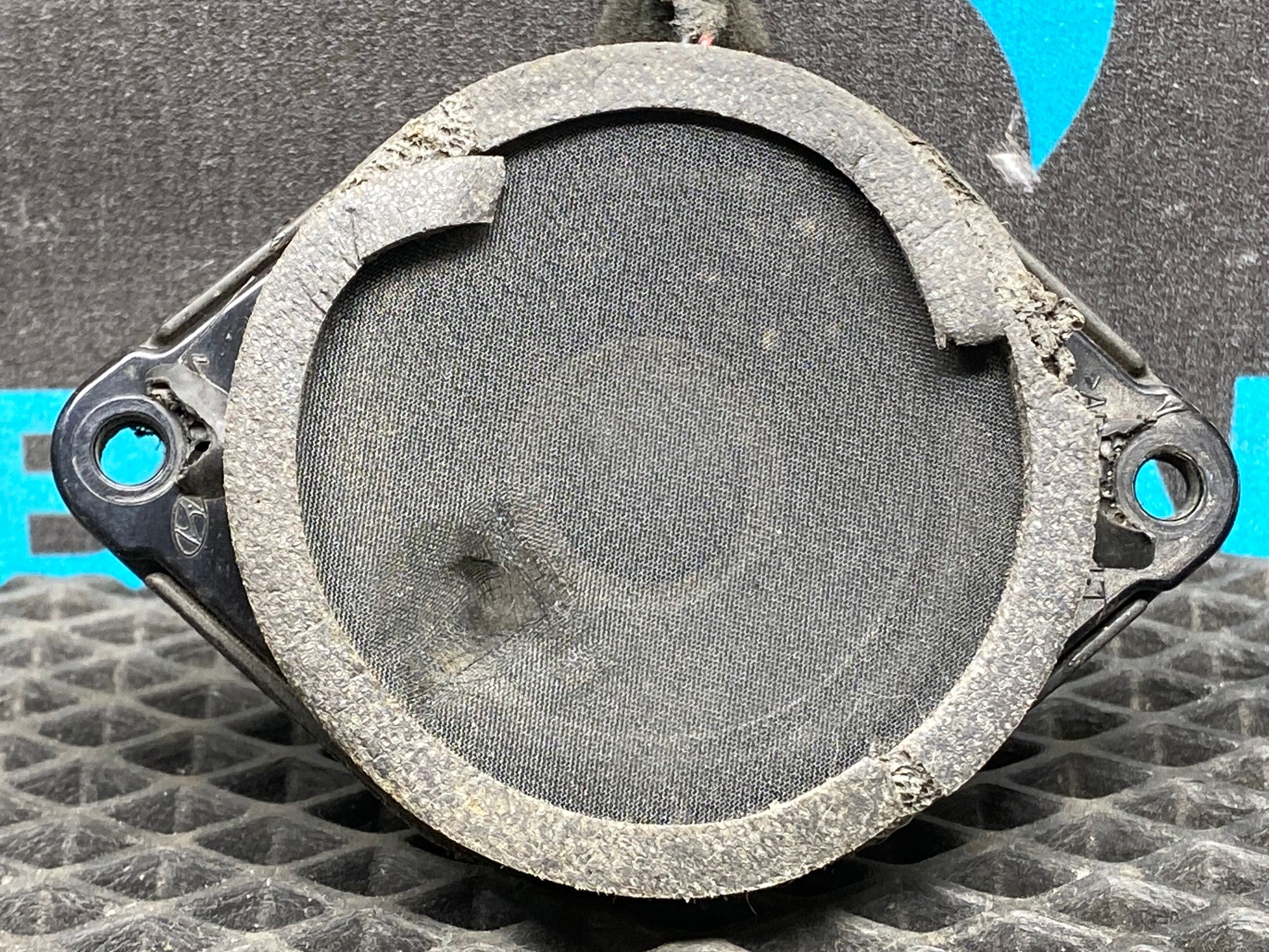 https://ycs.partsauto.market/partsauto-images/thmbs/userImages/c8f07ba63eb5b2f0f6006ea854bf8f7d/part/481f42ef-f335-4685-bcc4-4effe1d55af3_1776929255468.jpg