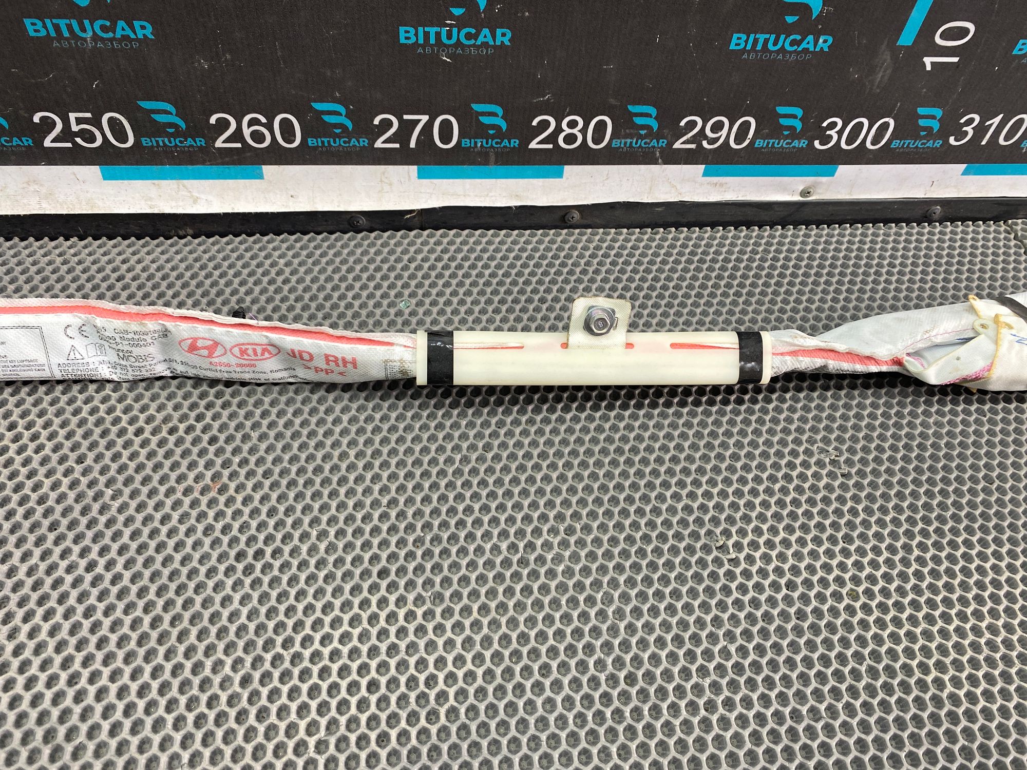https://ycs.partsauto.market/partsauto-images/thmbs/userImages/c8f07ba63eb5b2f0f6006ea854bf8f7d/part/49494a59-1b0d-4768-9388-dc9220e95999_1777544929126.jpg