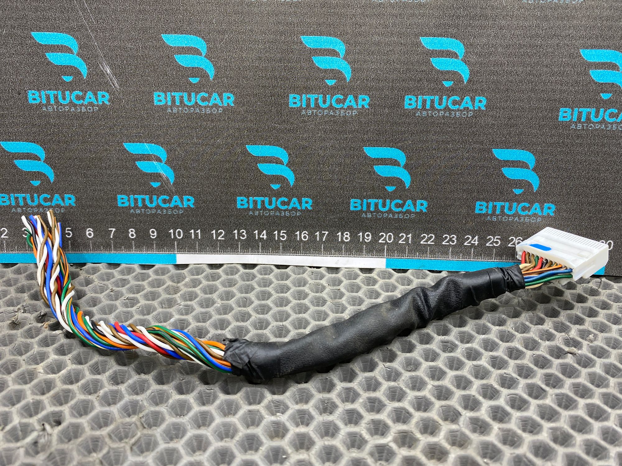 https://ycs.partsauto.market/partsauto-images/thmbs/userImages/c8f07ba63eb5b2f0f6006ea854bf8f7d/part/4b733495-3378-4e07-b83e-ede72b62c82b_1777808297866.jpg
