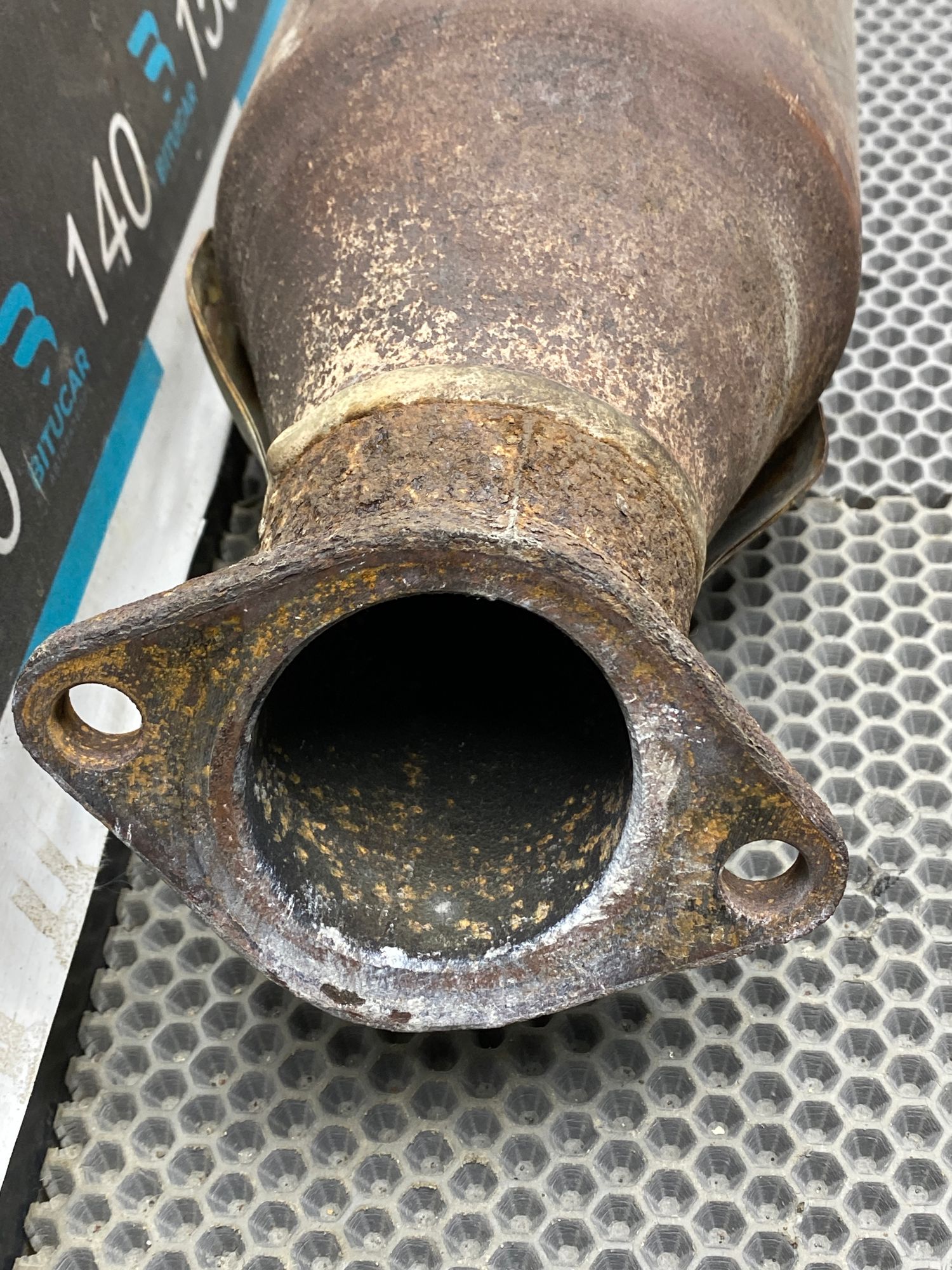 https://ycs.partsauto.market/partsauto-images/thmbs/userImages/c8f07ba63eb5b2f0f6006ea854bf8f7d/part/4bf1276d-c830-49a0-b15c-2a8de4264bc2_1775294045934.jpg