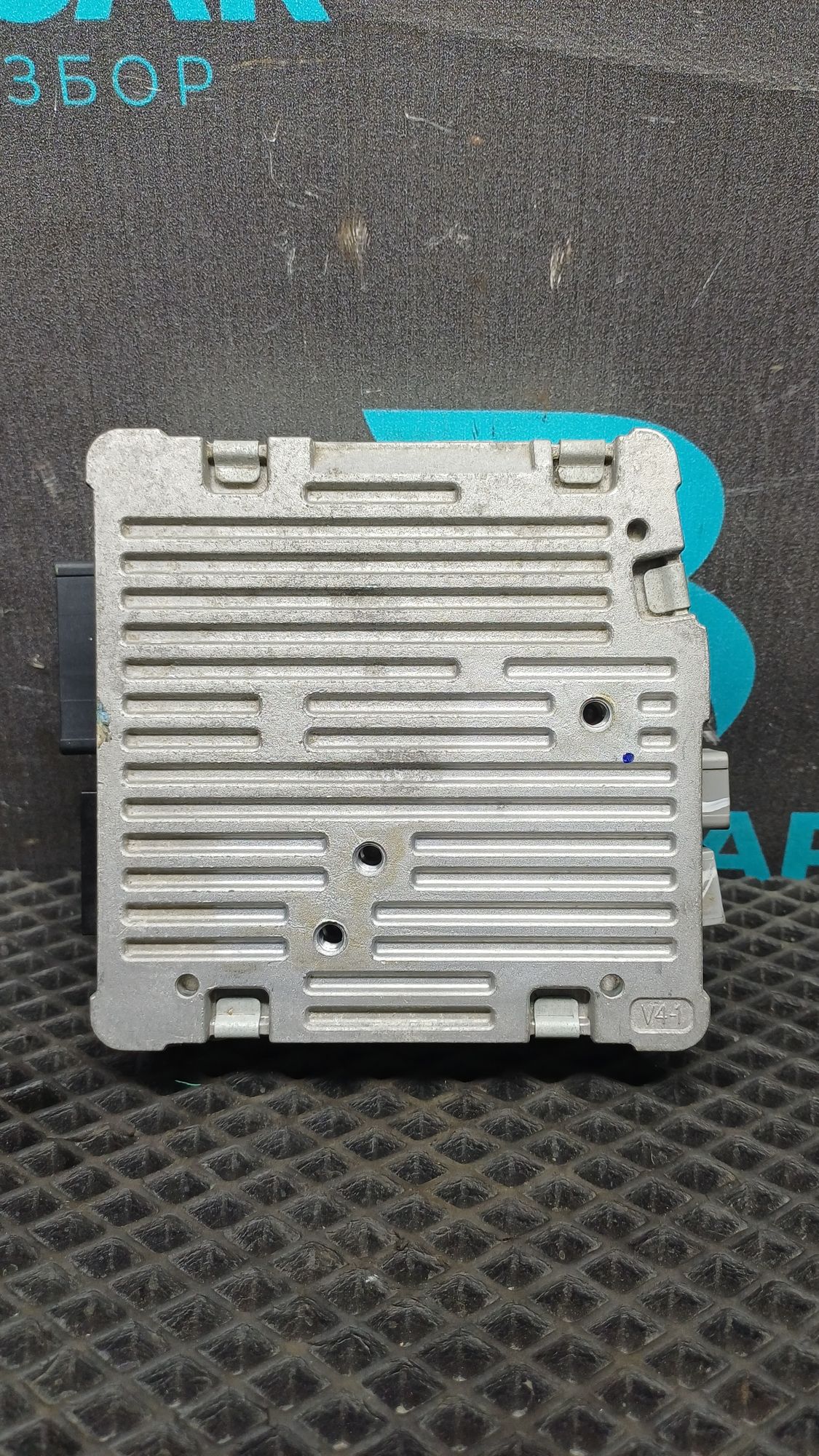 https://ycs.partsauto.market/partsauto-images/thmbs/userImages/c8f07ba63eb5b2f0f6006ea854bf8f7d/part/4bfeaa3f-a433-4928-a78a-fcd5202ede14_1777283163686.jpg