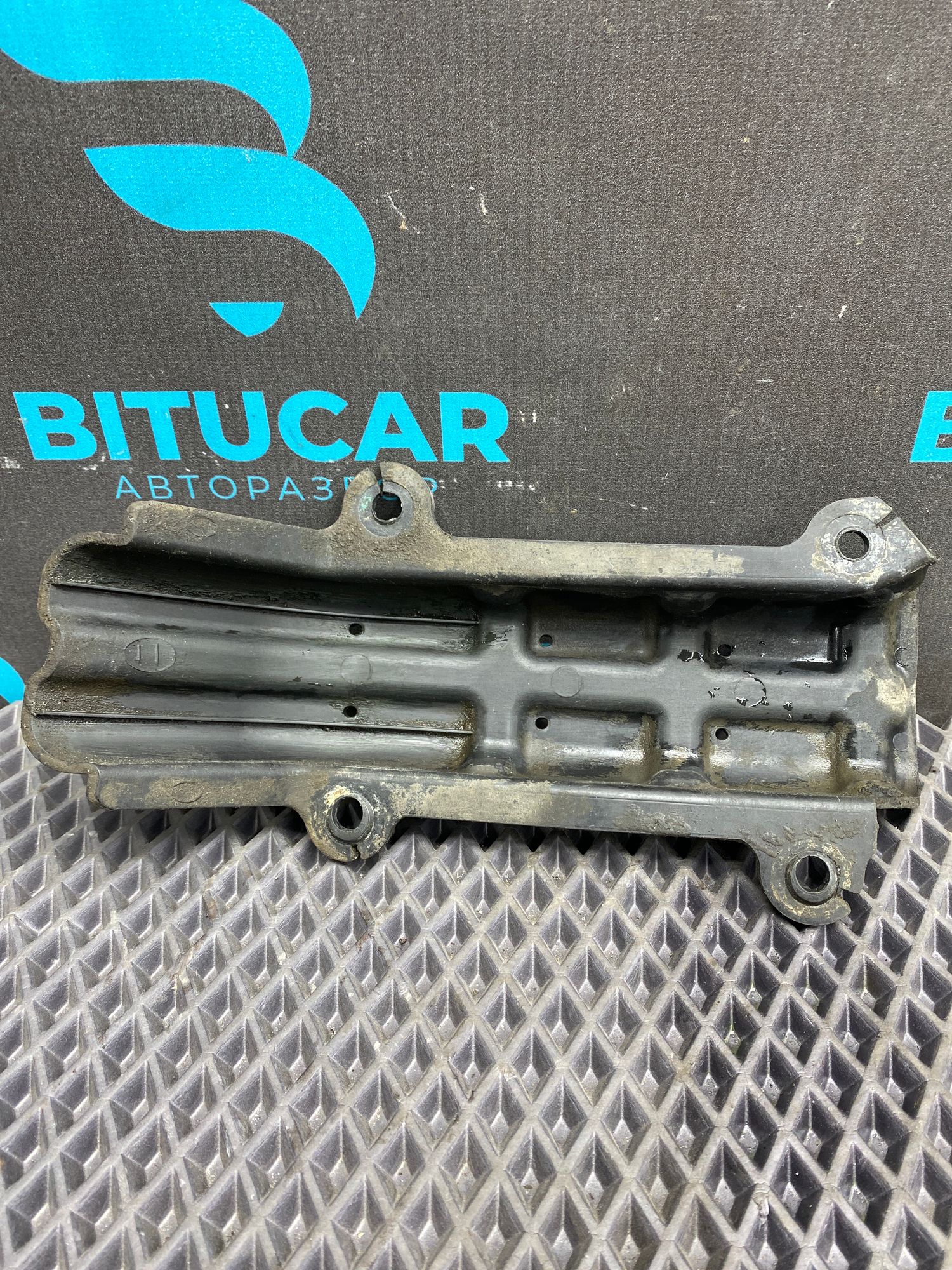 Б/У Пыльник двигателя защита патрубков охлаждения Kia Ceed 1 ED (G4FC) 1.6L AT 2010 хэтчбек, 399 рублей, Краснодар