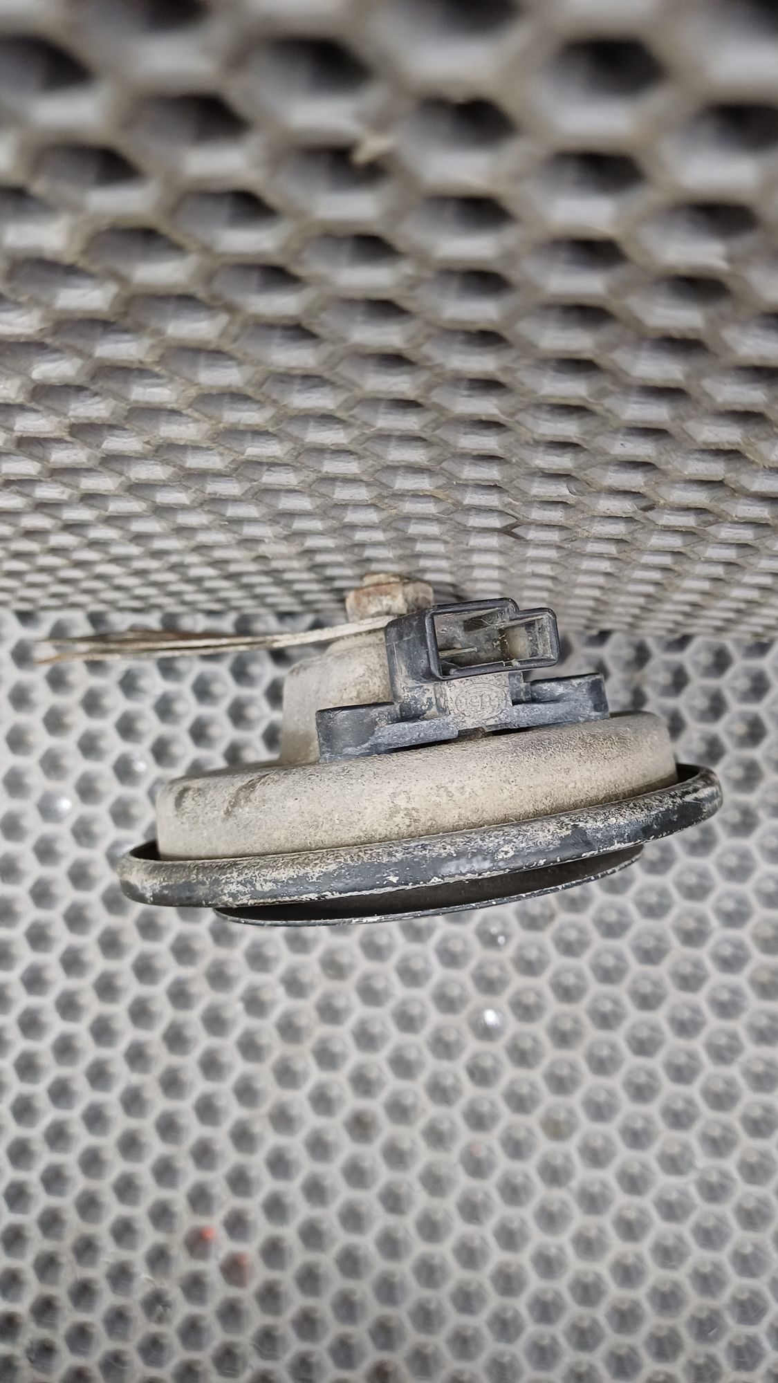 Б/У Звуковой сигнал Toyota CARINA E 6 дорест. 1992—1996 1994 Зеленый, 990 рублей, Краснодар