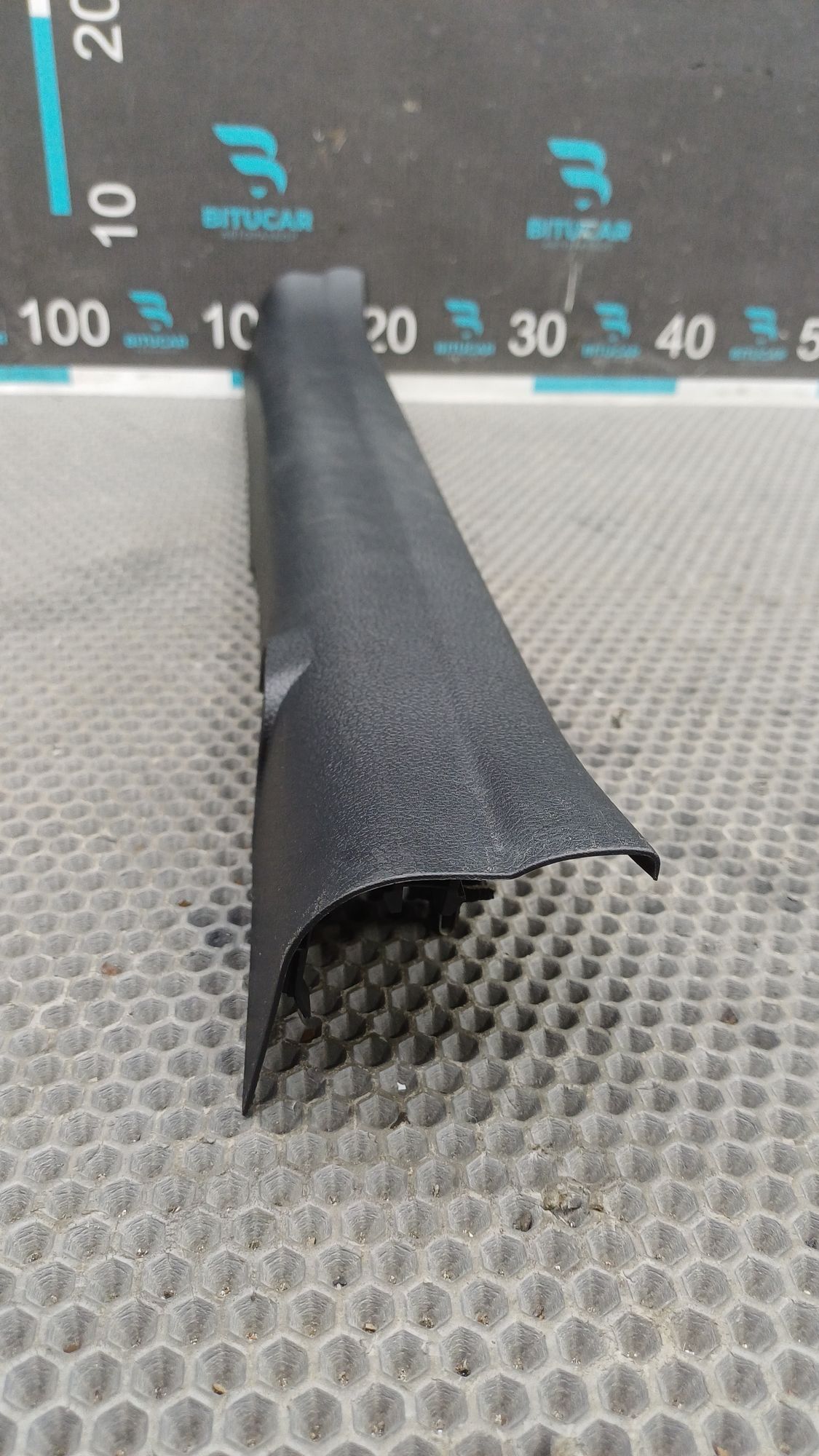 https://ycs.partsauto.market/partsauto-images/thmbs/userImages/c8f07ba63eb5b2f0f6006ea854bf8f7d/part/4eb29e24-7a08-4e13-8172-42c9e74f0779_1777364866492.jpg
