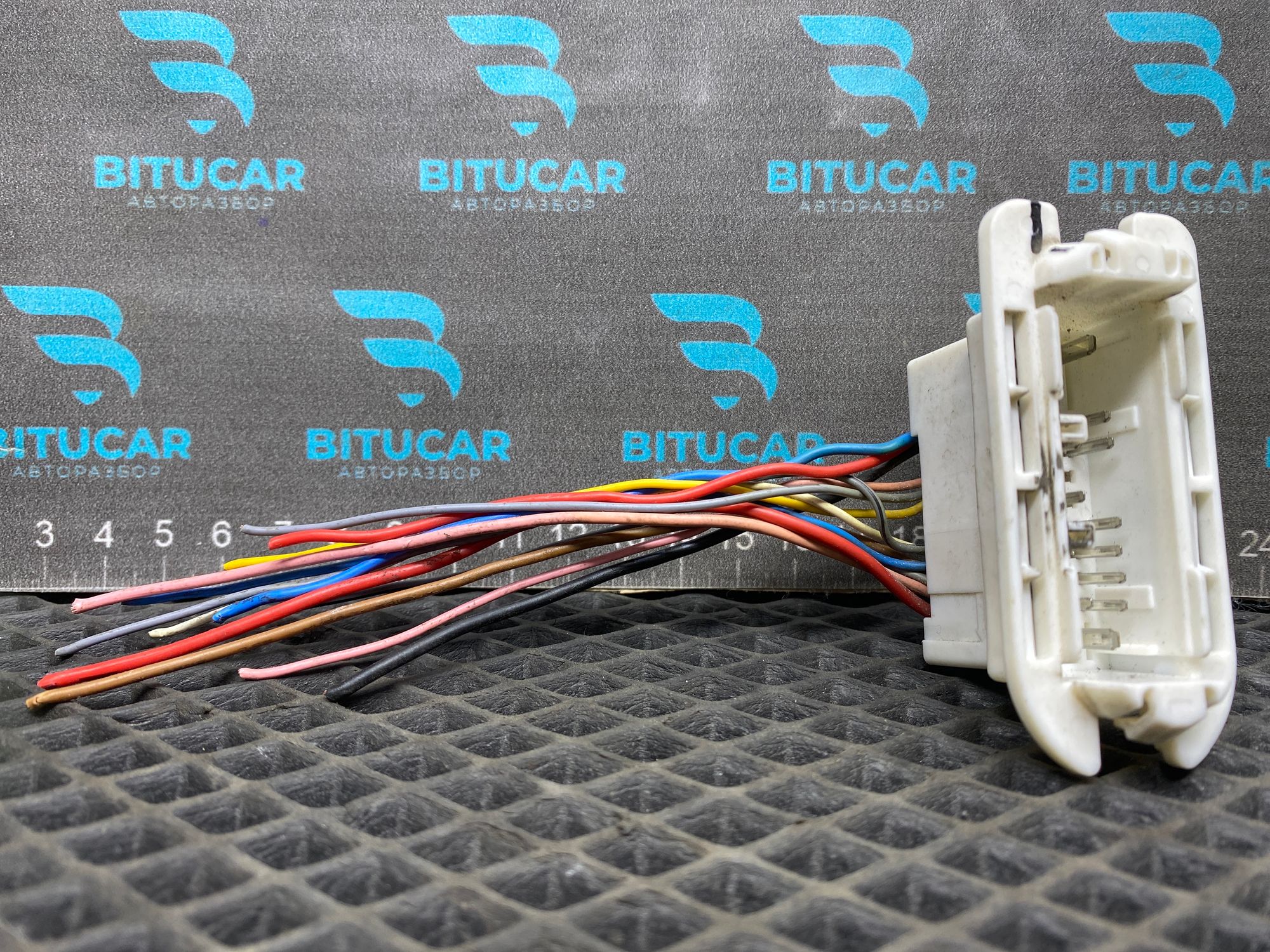https://ycs.partsauto.market/partsauto-images/thmbs/userImages/c8f07ba63eb5b2f0f6006ea854bf8f7d/part/4ec39301-28b0-455d-be41-8726da4facc3_1777447965794.jpg