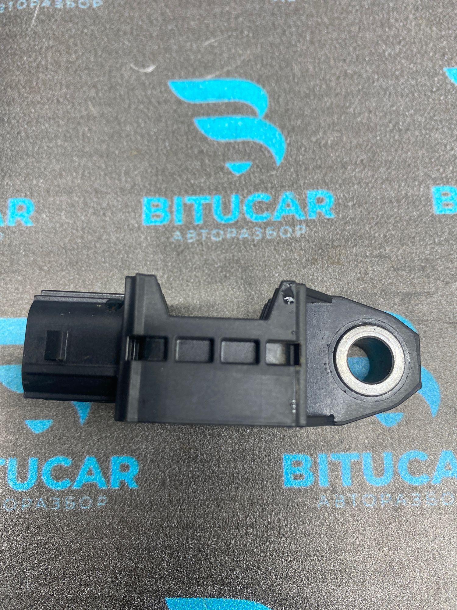 https://ycs.partsauto.market/partsauto-images/thmbs/userImages/c8f07ba63eb5b2f0f6006ea854bf8f7d/part/4f938e8c-fbd6-4e8d-8c83-8e36b99bef94_1772272238724.jpg