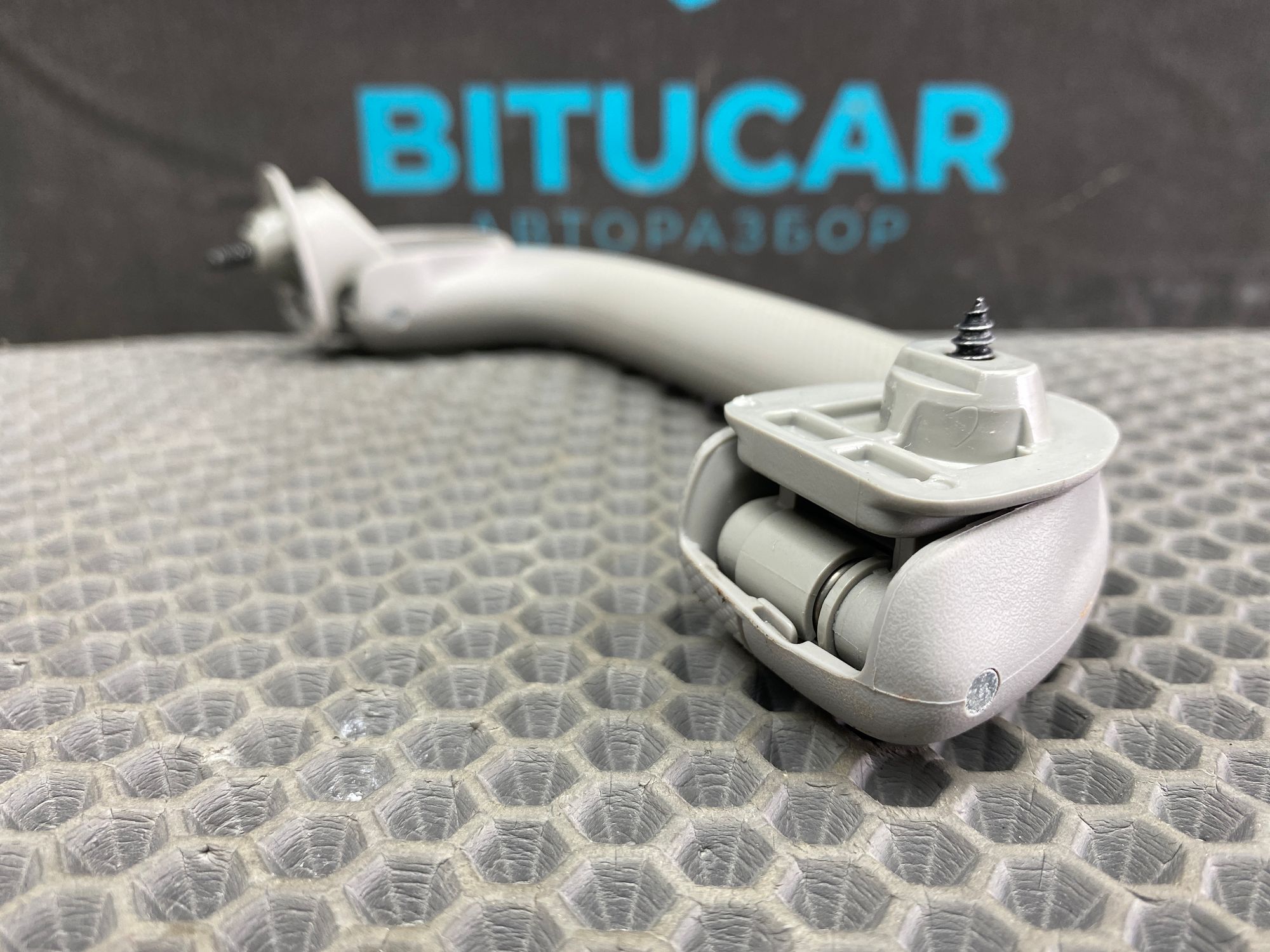 https://ycs.partsauto.market/partsauto-images/thmbs/userImages/c8f07ba63eb5b2f0f6006ea854bf8f7d/part/4f967f88-aca6-4da4-9e83-69762d30e931_1777534419002.jpg