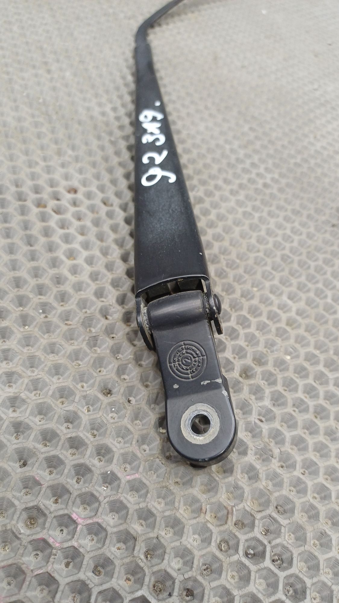 Б/У Поводок дворника крышки багажника Toyota CARINA E 6 дорест. 1992—1996 1994 Зеленый, 1290 рублей, Краснодар