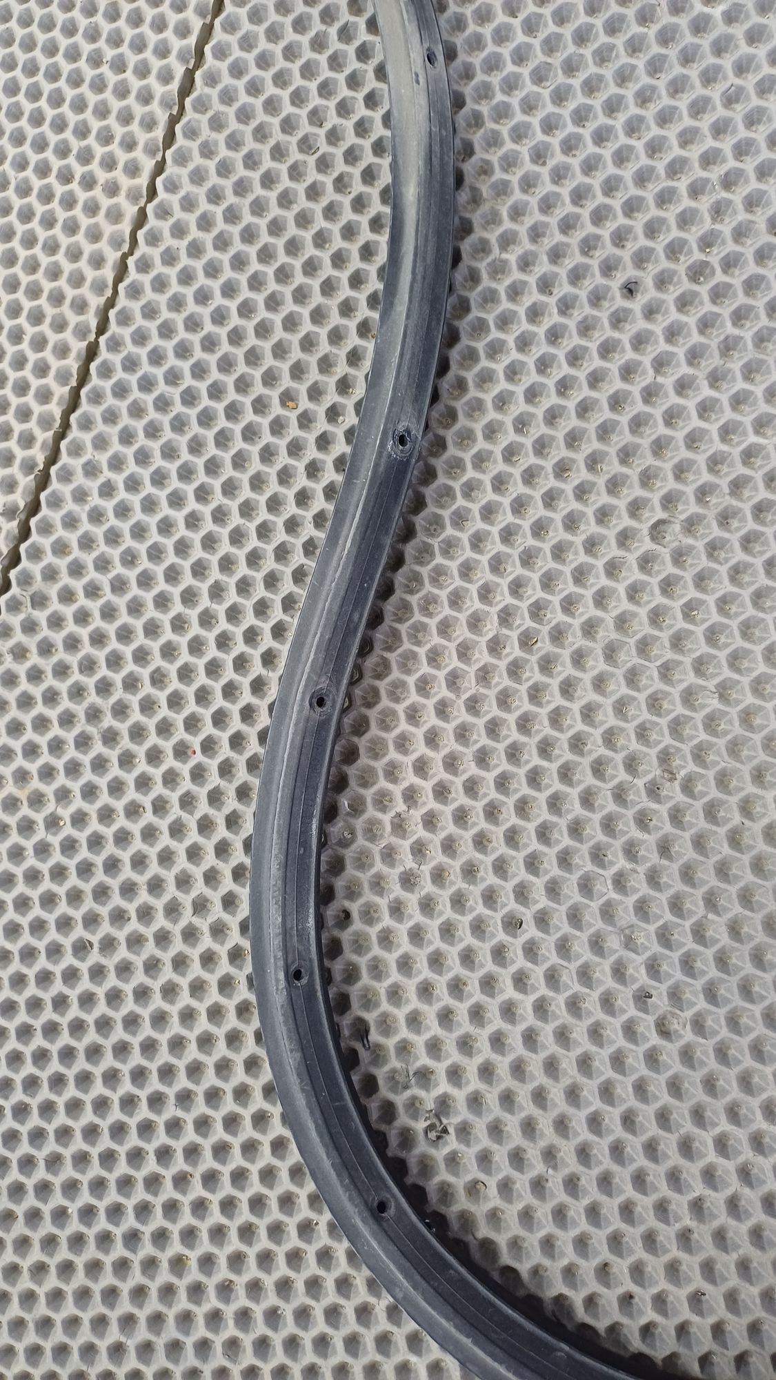 https://ycs.partsauto.market/partsauto-images/thmbs/userImages/c8f07ba63eb5b2f0f6006ea854bf8f7d/part/4fdd7a3c-9eee-479b-a49d-4a52a4026834_1777202644396.jpg