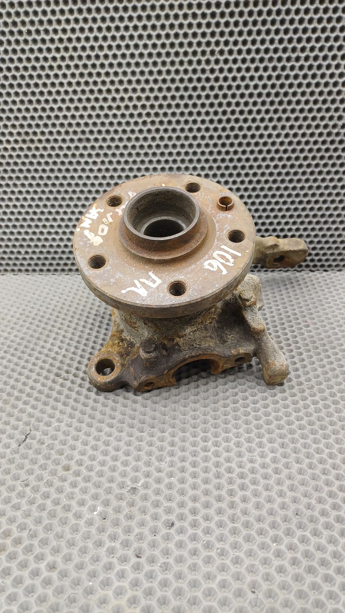 https://ycs.partsauto.market/partsauto-images/thmbs/userImages/c8f07ba63eb5b2f0f6006ea854bf8f7d/part/50119172-9c06-4d08-8763-22743065b862_1774178408017.jpg
