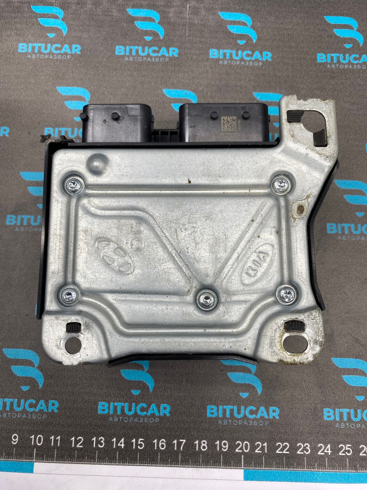 https://ycs.partsauto.market/partsauto-images/thmbs/userImages/c8f07ba63eb5b2f0f6006ea854bf8f7d/part/502cef54-6f18-4674-8fac-351a5fd771c4_1770555034028.jpg