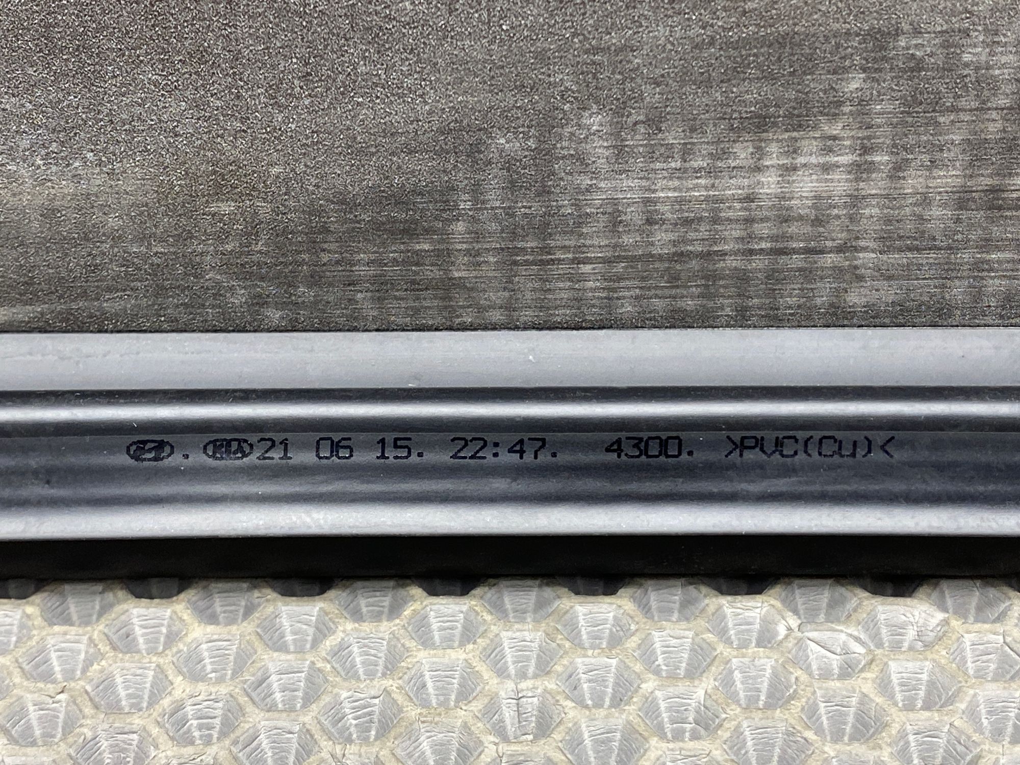 https://ycs.partsauto.market/partsauto-images/thmbs/userImages/c8f07ba63eb5b2f0f6006ea854bf8f7d/part/503bc16e-bc10-4ef3-a945-5dab8a032101_1777030800569.jpg