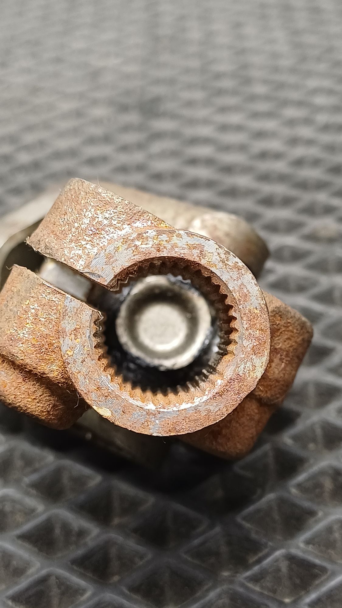 https://ycs.partsauto.market/partsauto-images/thmbs/userImages/c8f07ba63eb5b2f0f6006ea854bf8f7d/part/50c697c6-f619-4027-8841-0e60fe6fcc4a_1776869121762.jpg