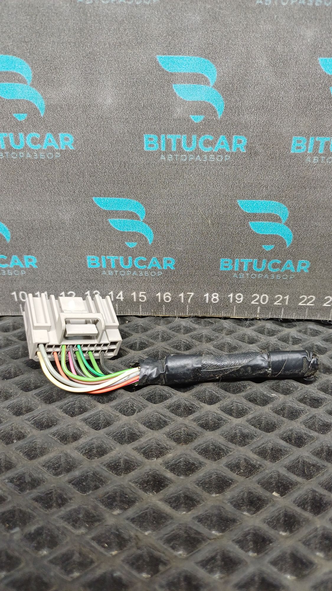 https://ycs.partsauto.market/partsauto-images/thmbs/userImages/c8f07ba63eb5b2f0f6006ea854bf8f7d/part/50e03292-f7c9-4e87-824b-19cd9c3069d5_1777534455073.jpg