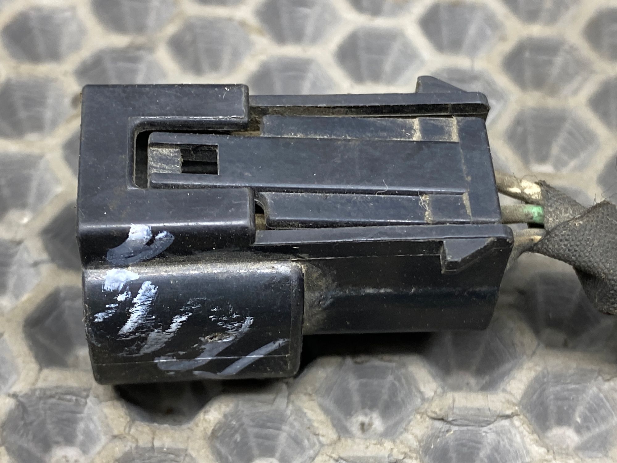https://ycs.partsauto.market/partsauto-images/thmbs/userImages/c8f07ba63eb5b2f0f6006ea854bf8f7d/part/514ec16c-81cd-43c3-8514-59df3cdcafdc_1775903764927.jpg