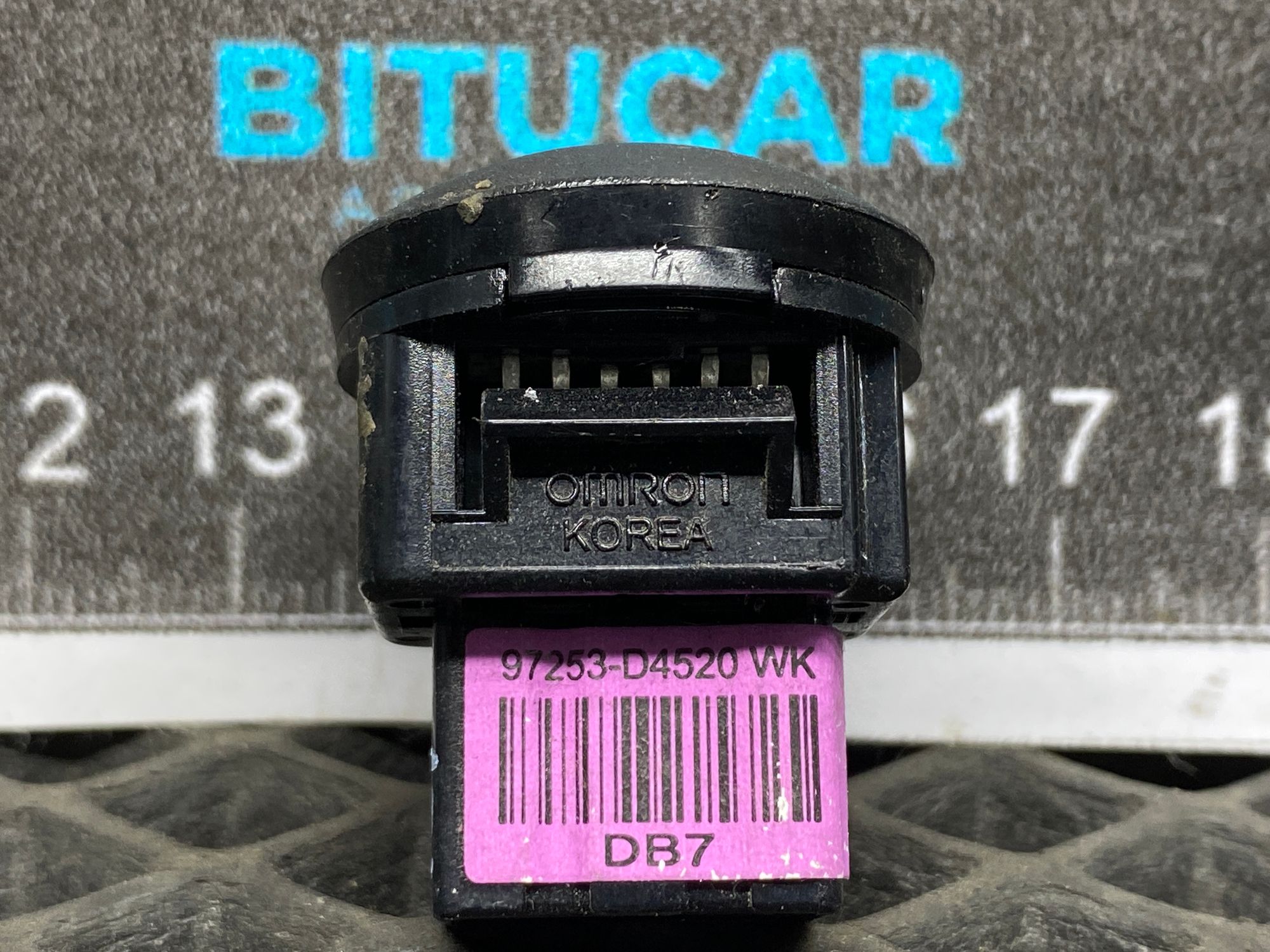 https://ycs.partsauto.market/partsauto-images/thmbs/userImages/c8f07ba63eb5b2f0f6006ea854bf8f7d/part/51d8a48c-4ddb-464b-9a42-e70a634ecd1a_1777633317048.jpg