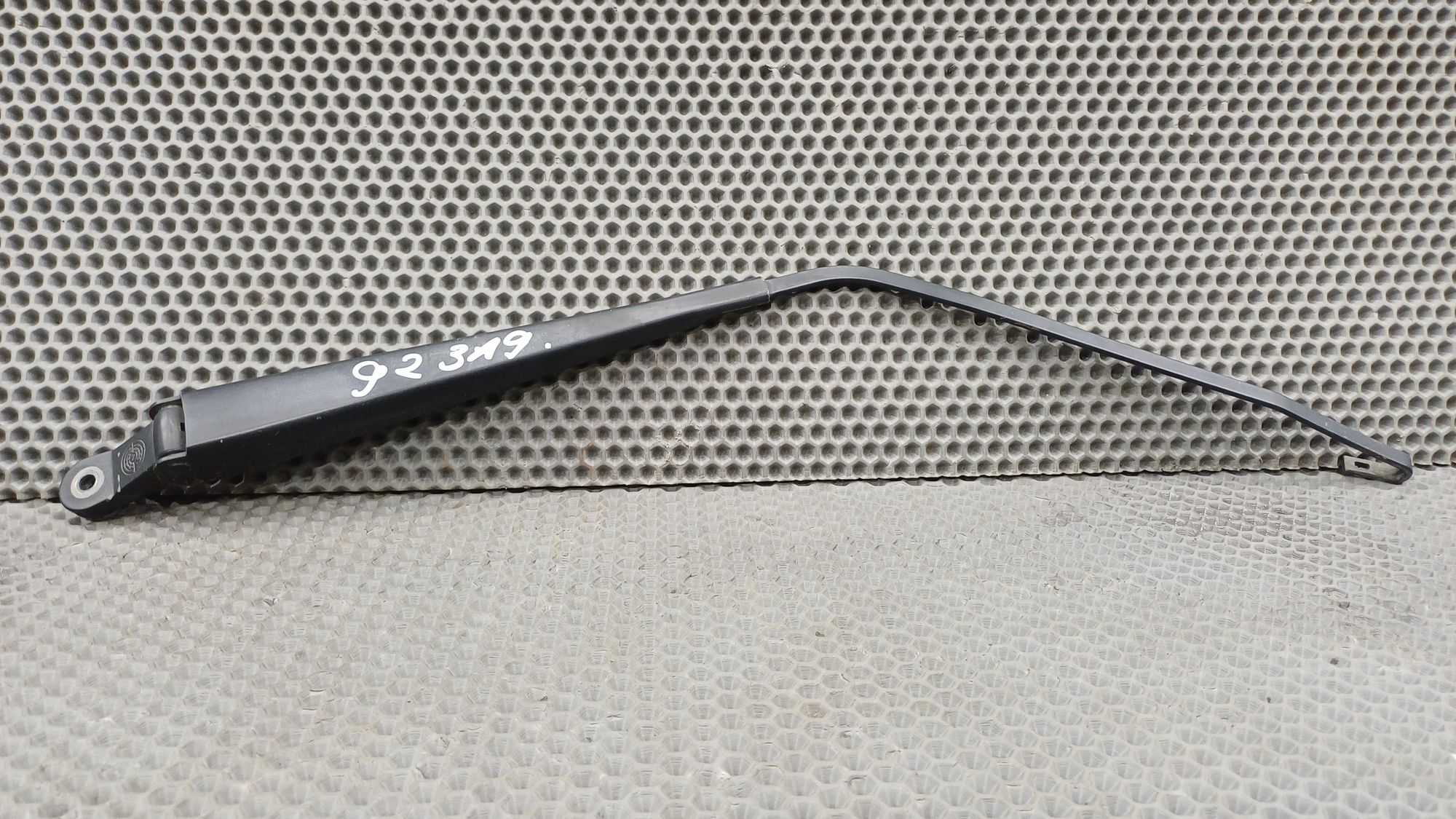 Б/У Поводок дворника крышки багажника Toyota CARINA E 6 дорест. 1992—1996 1994 Зеленый, 1290 рублей, Краснодар