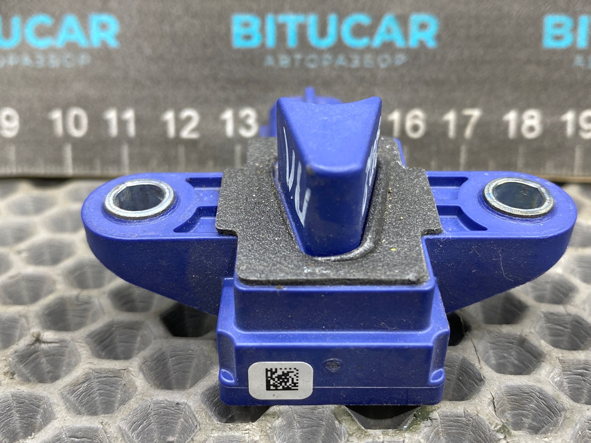 https://ycs.partsauto.market/partsauto-images/thmbs/userImages/c8f07ba63eb5b2f0f6006ea854bf8f7d/part/528943df-7ef1-4347-b2e8-c185c864b3d5_1777630281305.jpg
