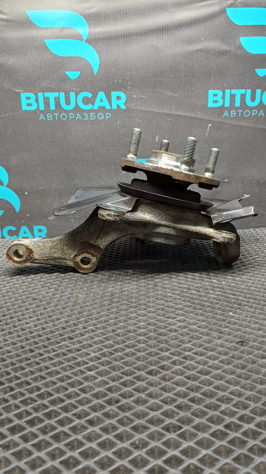 https://ycs.partsauto.market/partsauto-images/thmbs/userImages/c8f07ba63eb5b2f0f6006ea854bf8f7d/part/528db803-4d94-4688-aeaf-a7e9f183e12d_1777112096748.jpg