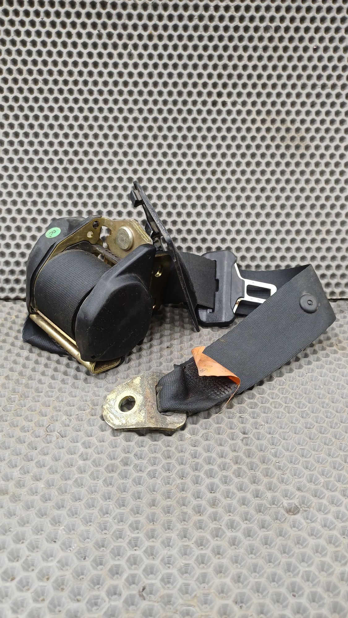https://ycs.partsauto.market/partsauto-images/thmbs/userImages/c8f07ba63eb5b2f0f6006ea854bf8f7d/part/52945e89-dbc3-4f2c-b436-47965722326d_1774344299408.jpg