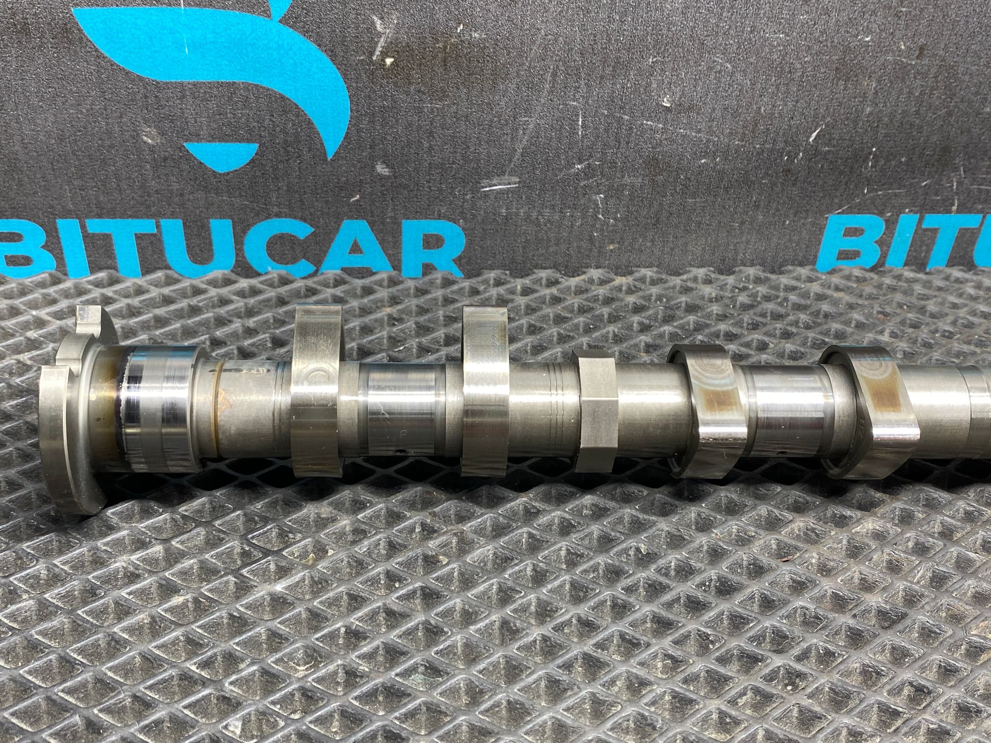 https://ycs.partsauto.market/partsauto-images/thmbs/userImages/c8f07ba63eb5b2f0f6006ea854bf8f7d/part/529639db-3084-4c83-a27f-c5eef8886621_1777206360833.jpg