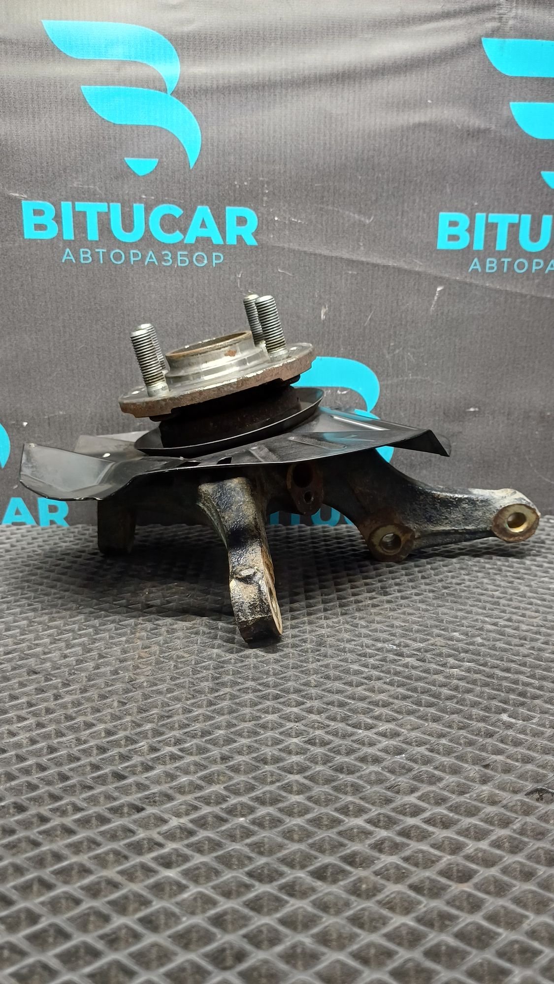 https://ycs.partsauto.market/partsauto-images/thmbs/userImages/c8f07ba63eb5b2f0f6006ea854bf8f7d/part/52efd9e4-7fbb-42bc-aed7-76eb259e07b0_1777112093440.jpg
