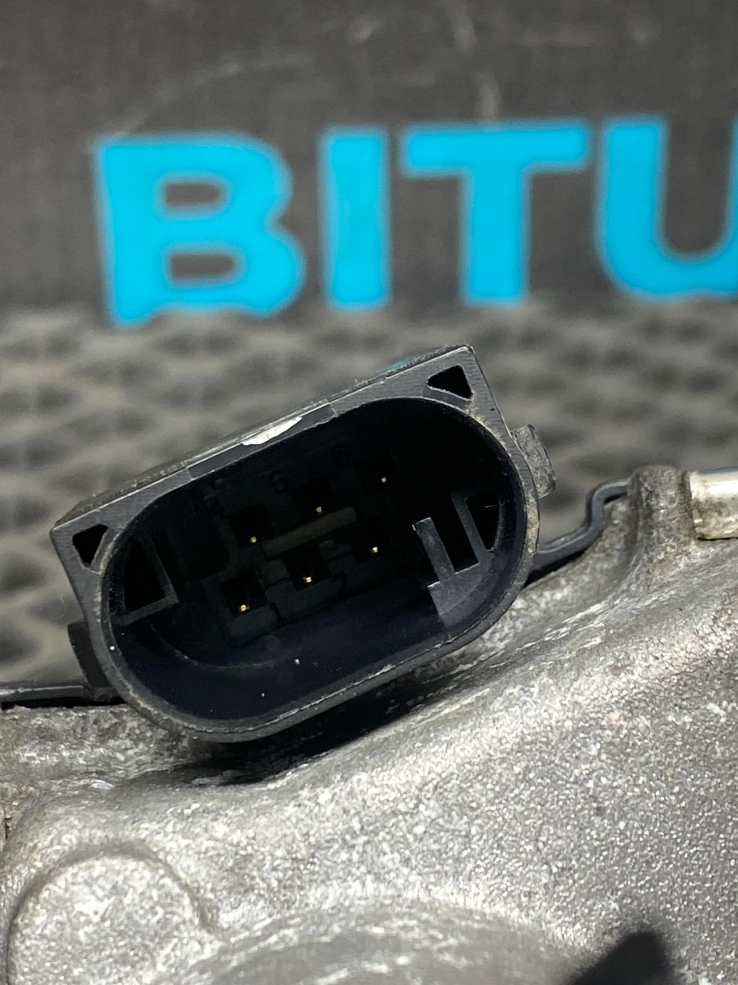 https://ycs.partsauto.market/partsauto-images/thmbs/userImages/c8f07ba63eb5b2f0f6006ea854bf8f7d/part/530a3f5c-2b28-438a-be71-afa523d9ce54_1777114065187.jpg